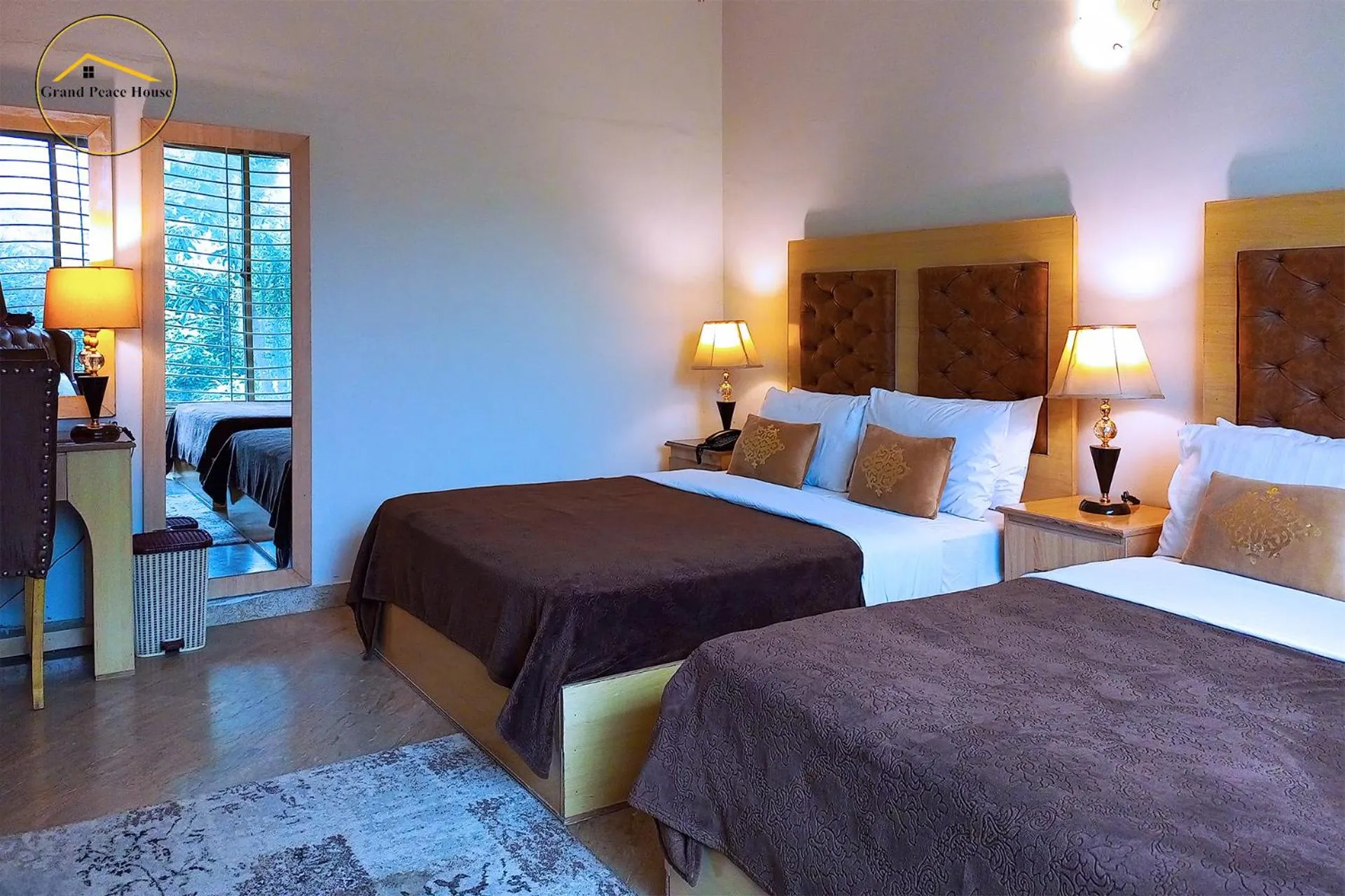 Bed in Grand Peace House II