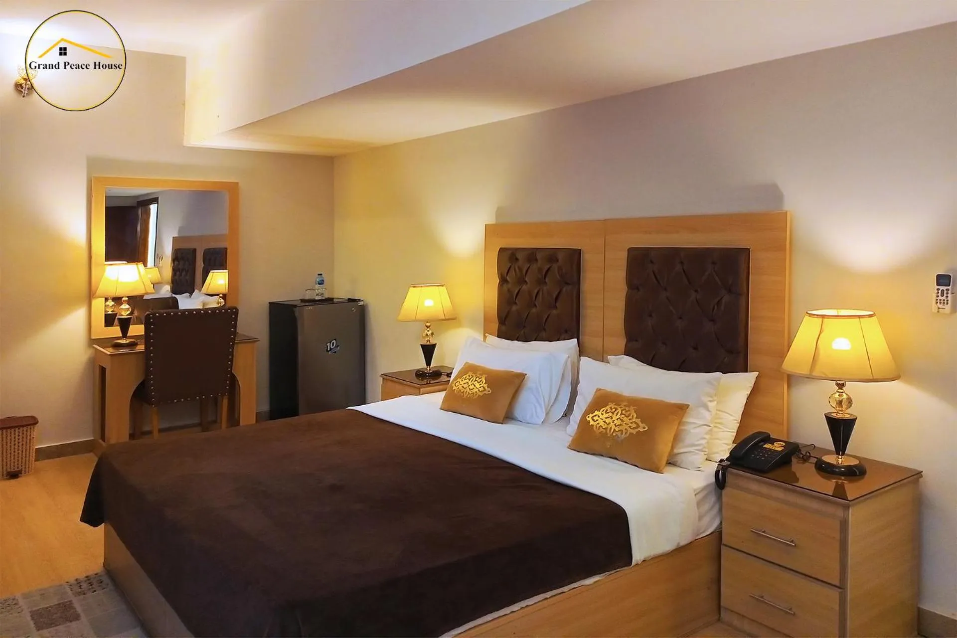 Bed in Grand Peace House II