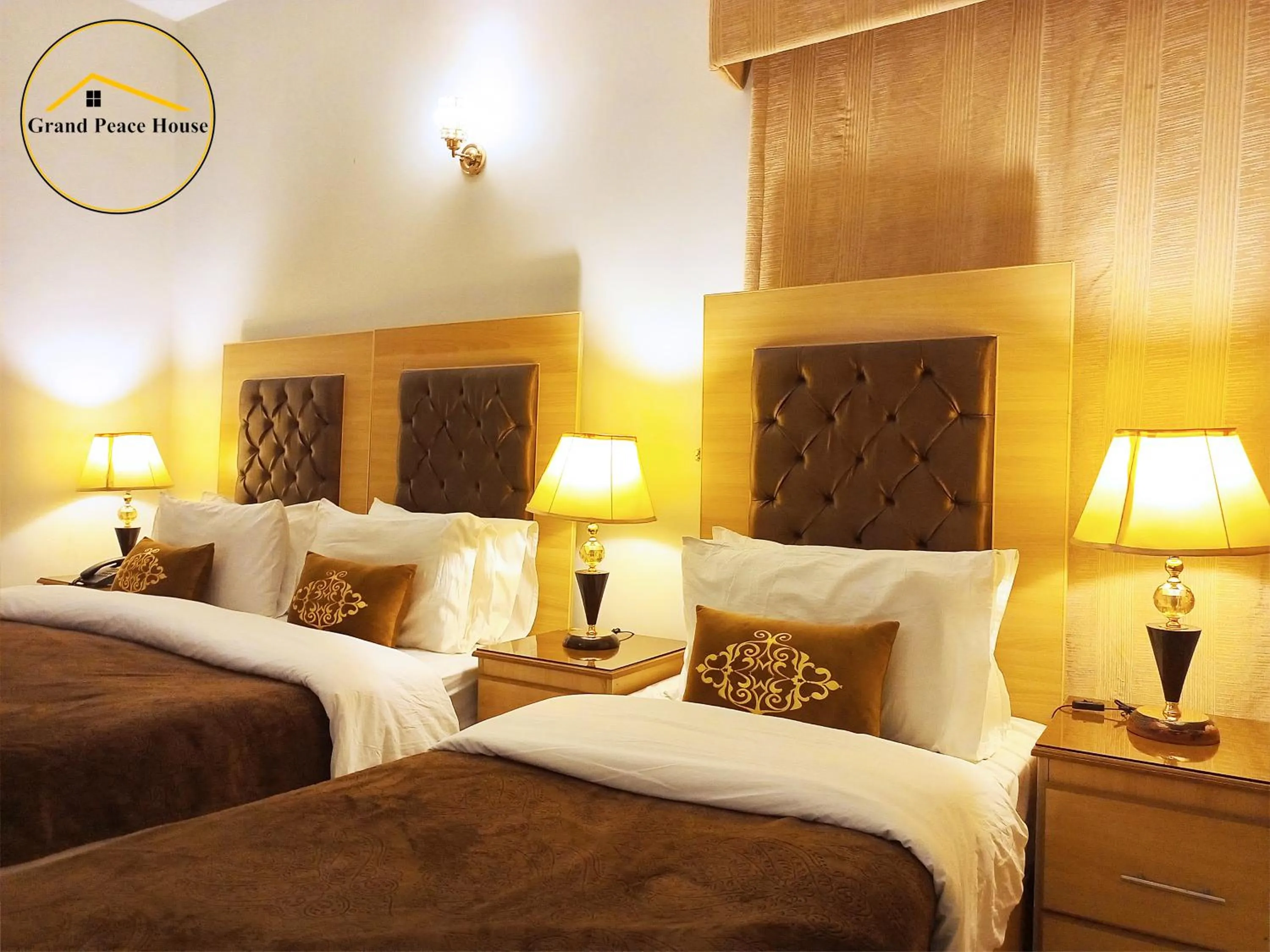 Bed in Grand Peace House II