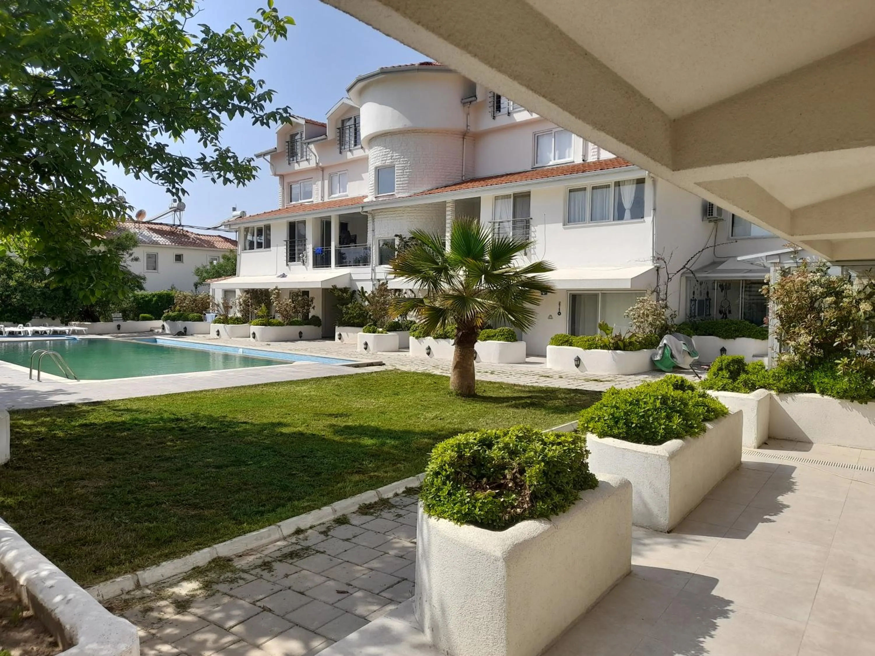 Property building in Harika bir yer