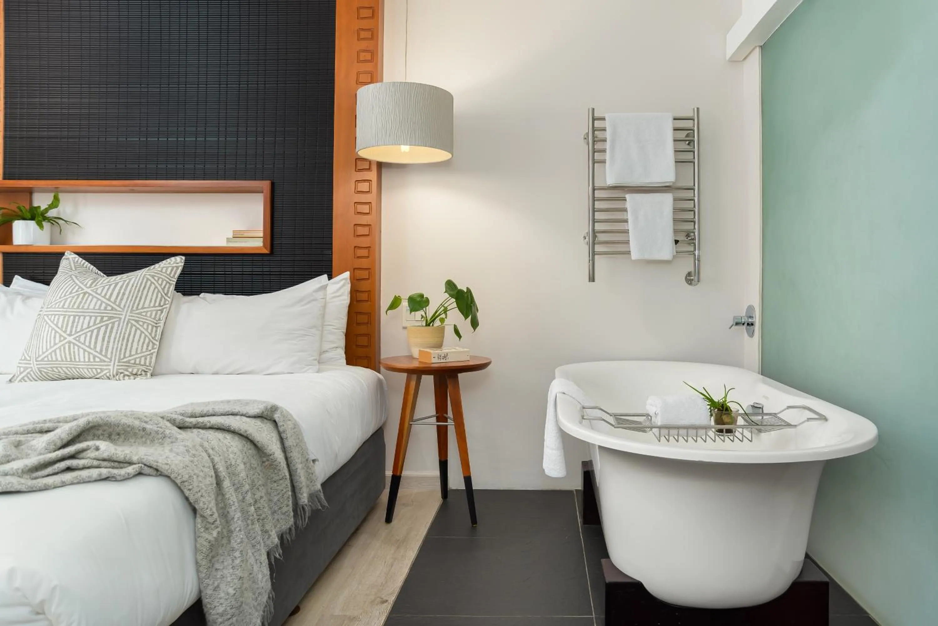 Bed in Neighbourgood East City