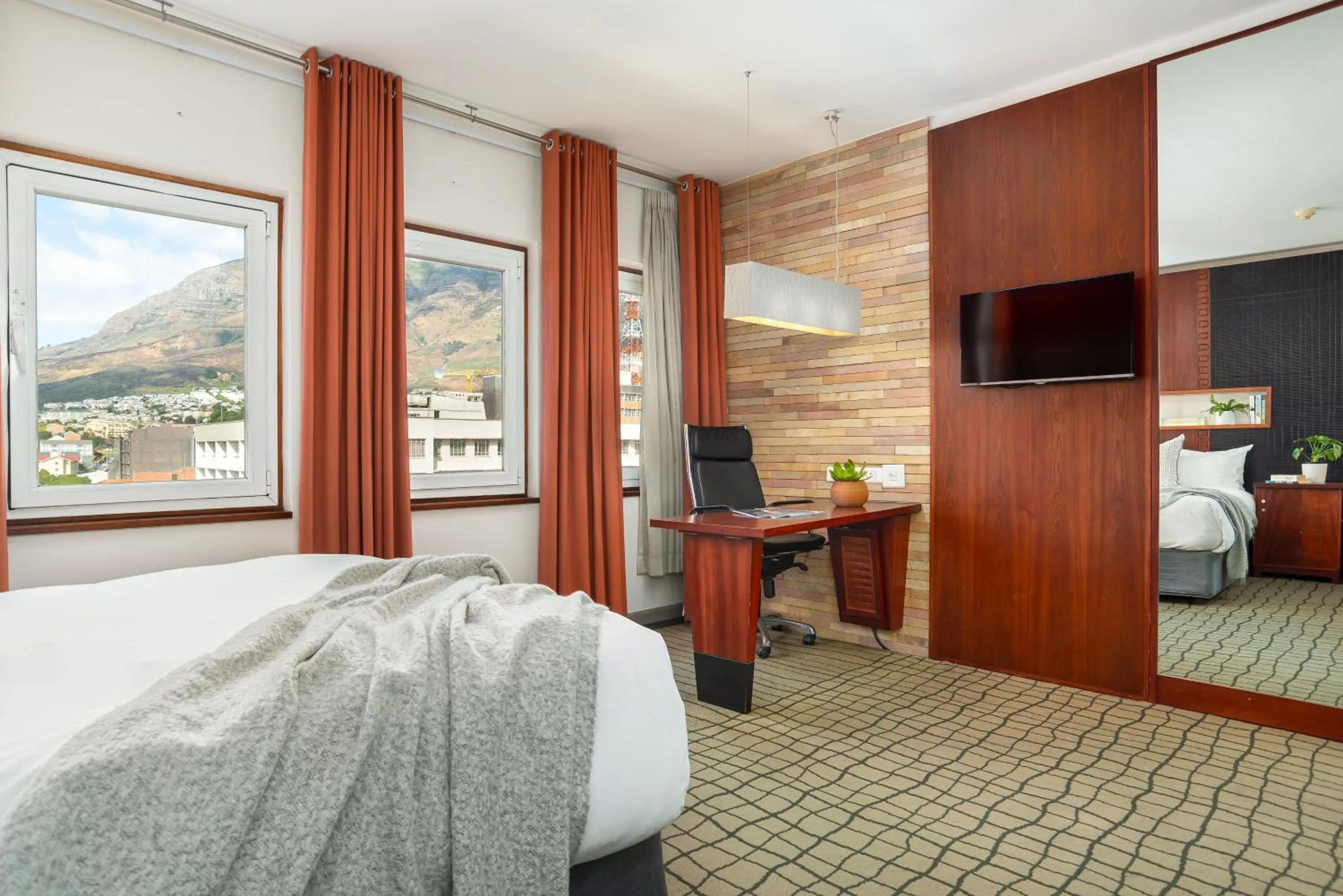 Bed in Neighbourgood East City