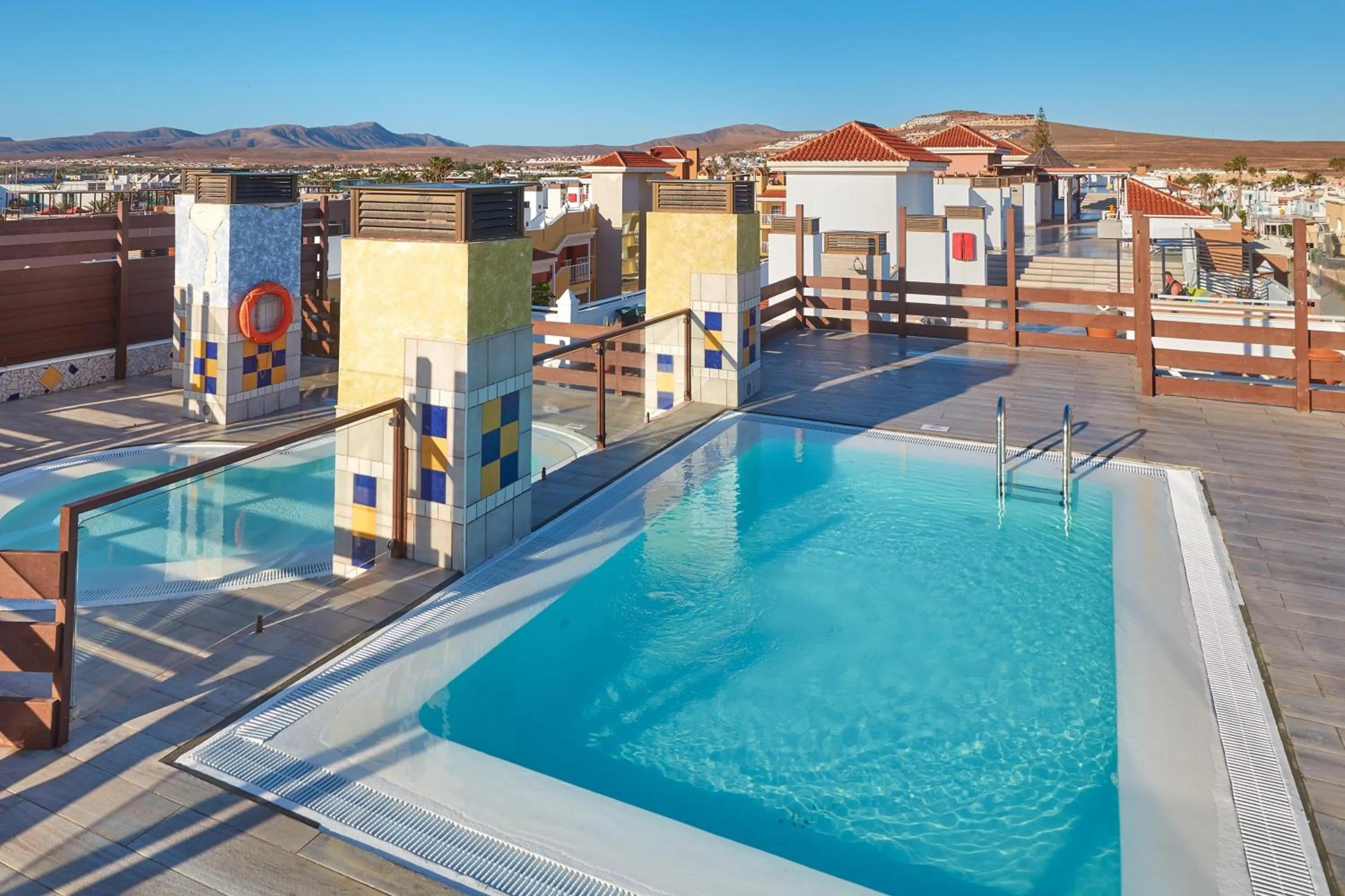 Swimming pool in Hotel Chatur Costa Caleta