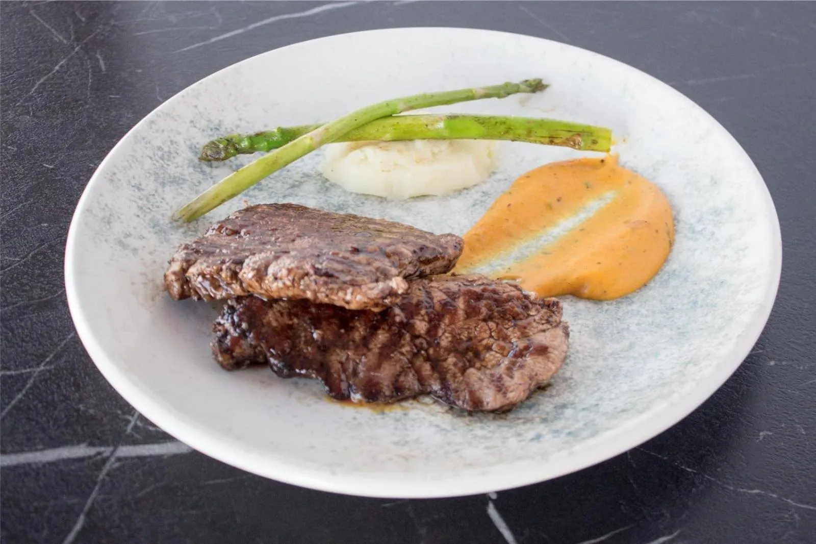 Food and drinks in The Marine Hotel