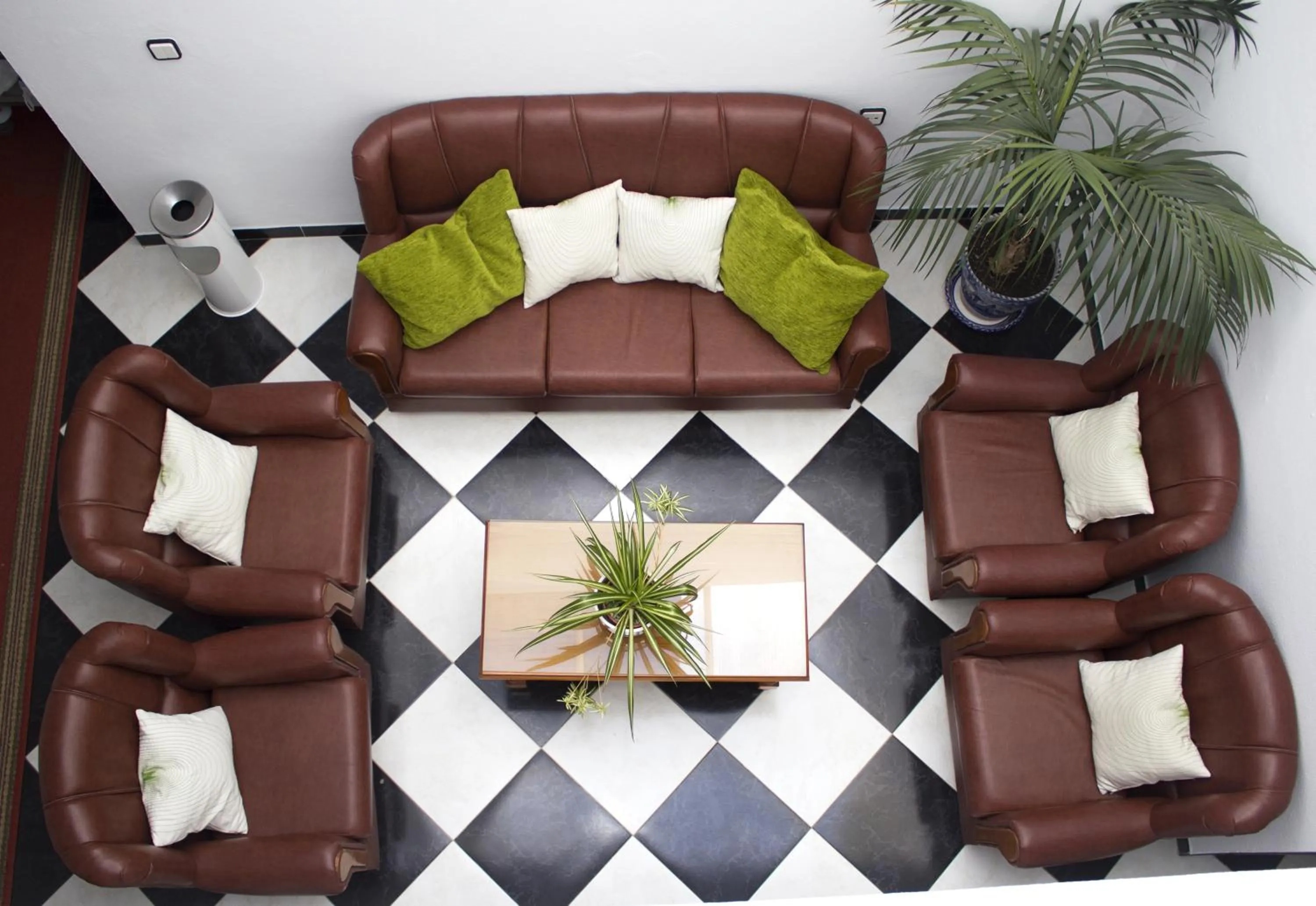 Patio in Hotel Oasis