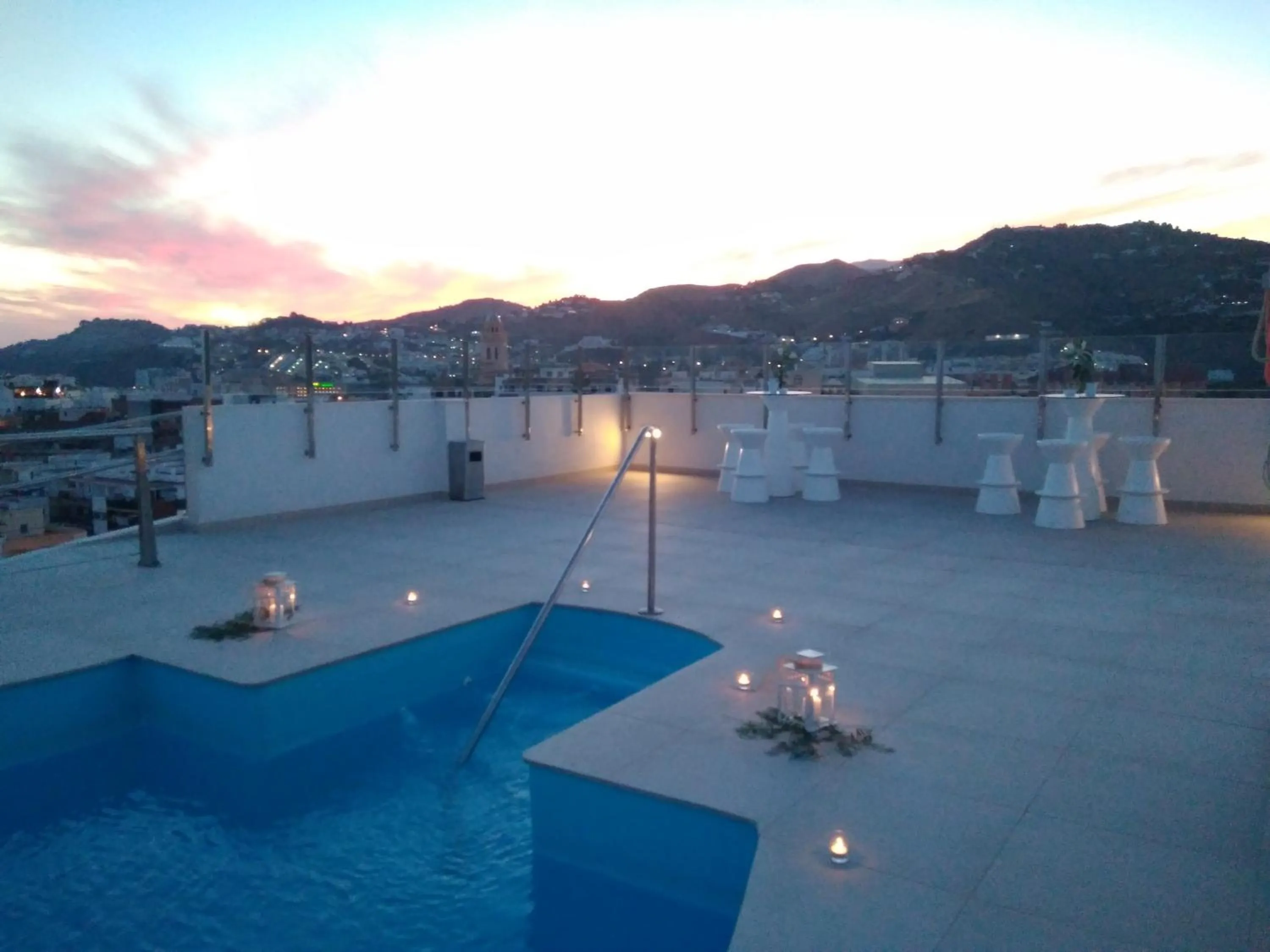 Swimming pool in Bahía Almuñecar