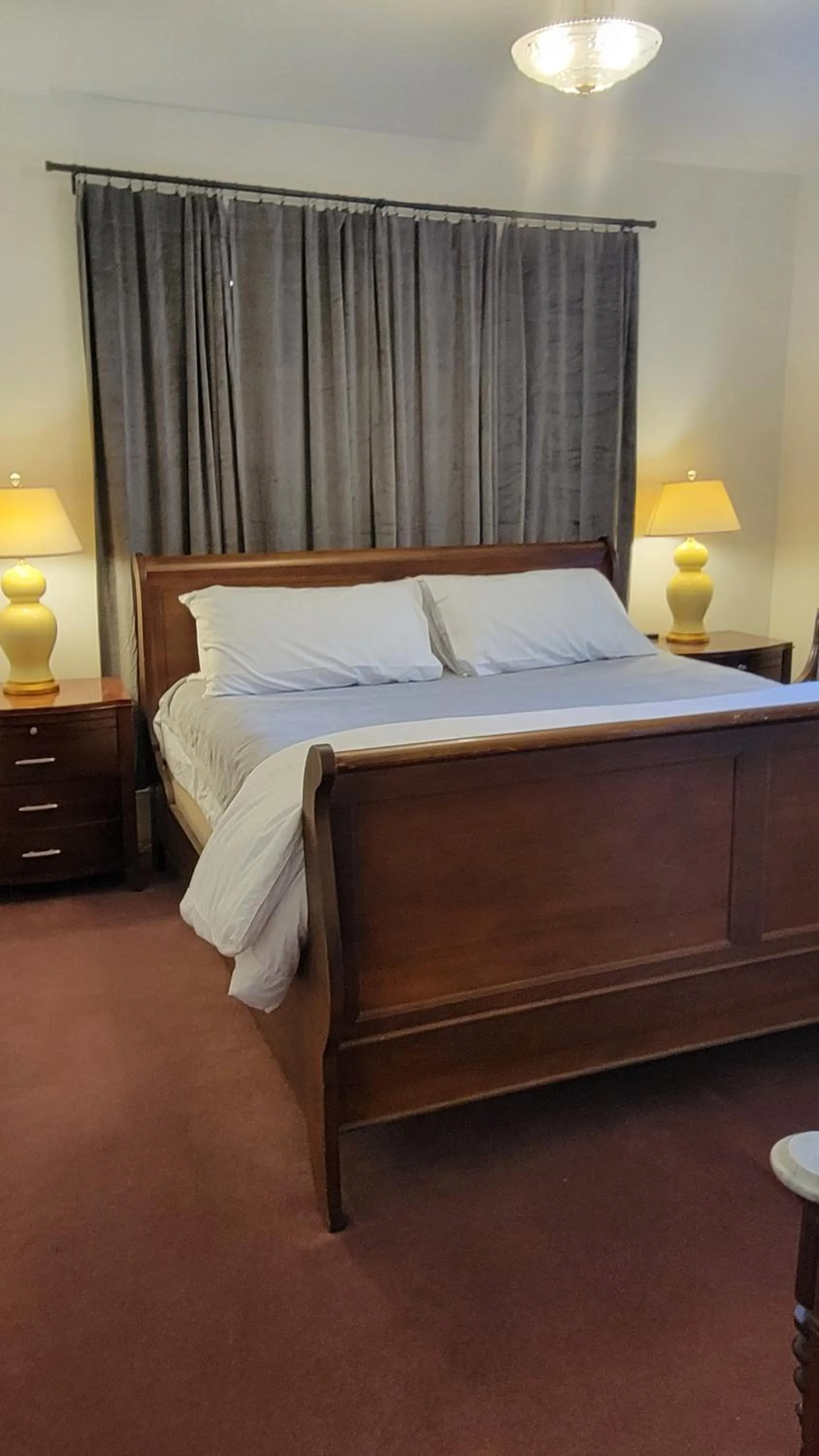 The Elizabeth Inn and Restaurant