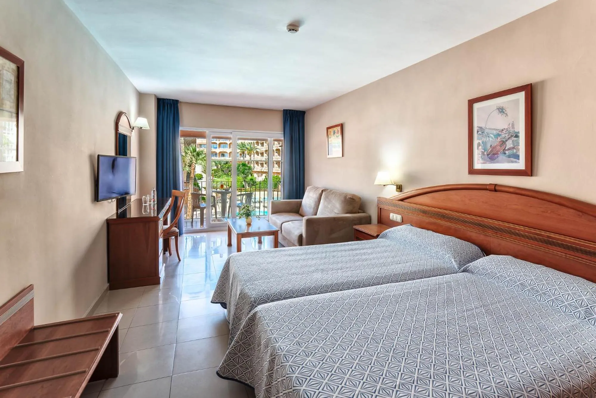 Bed in Bahía Tropical