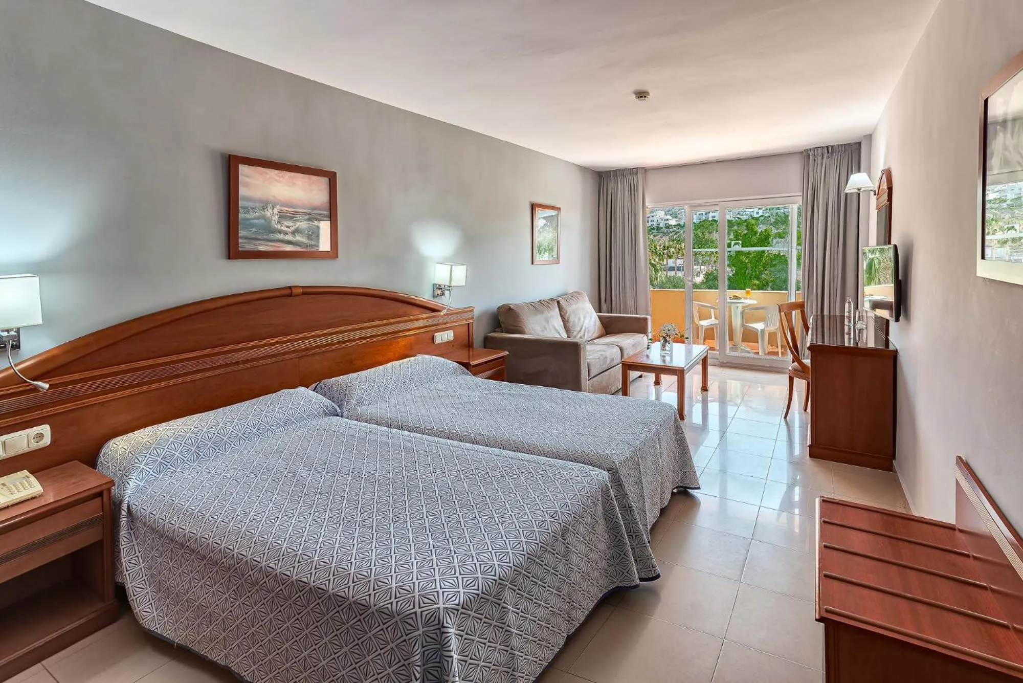 Bed in Bahía Tropical