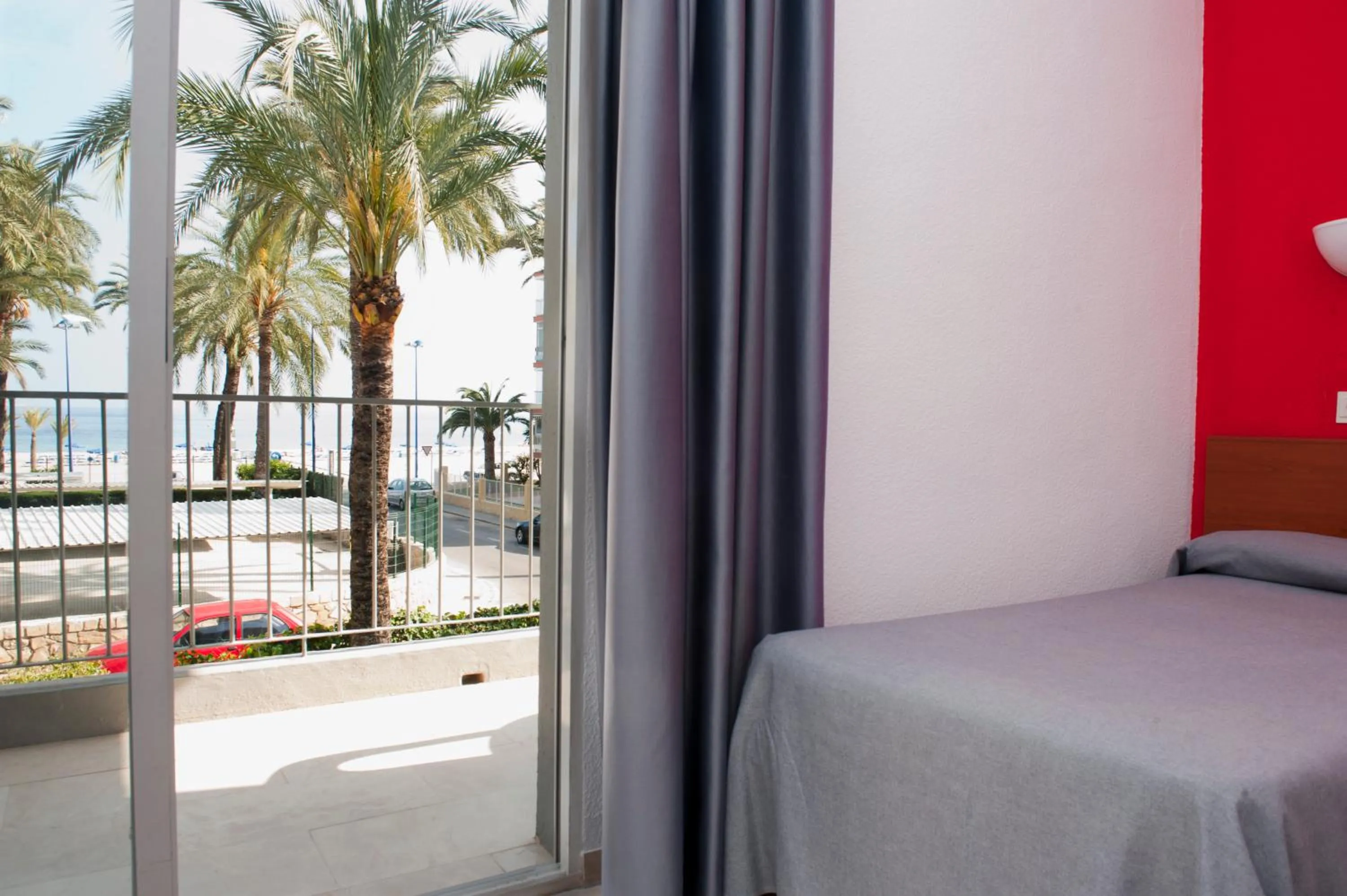 Bed in Hotel El Palmeral