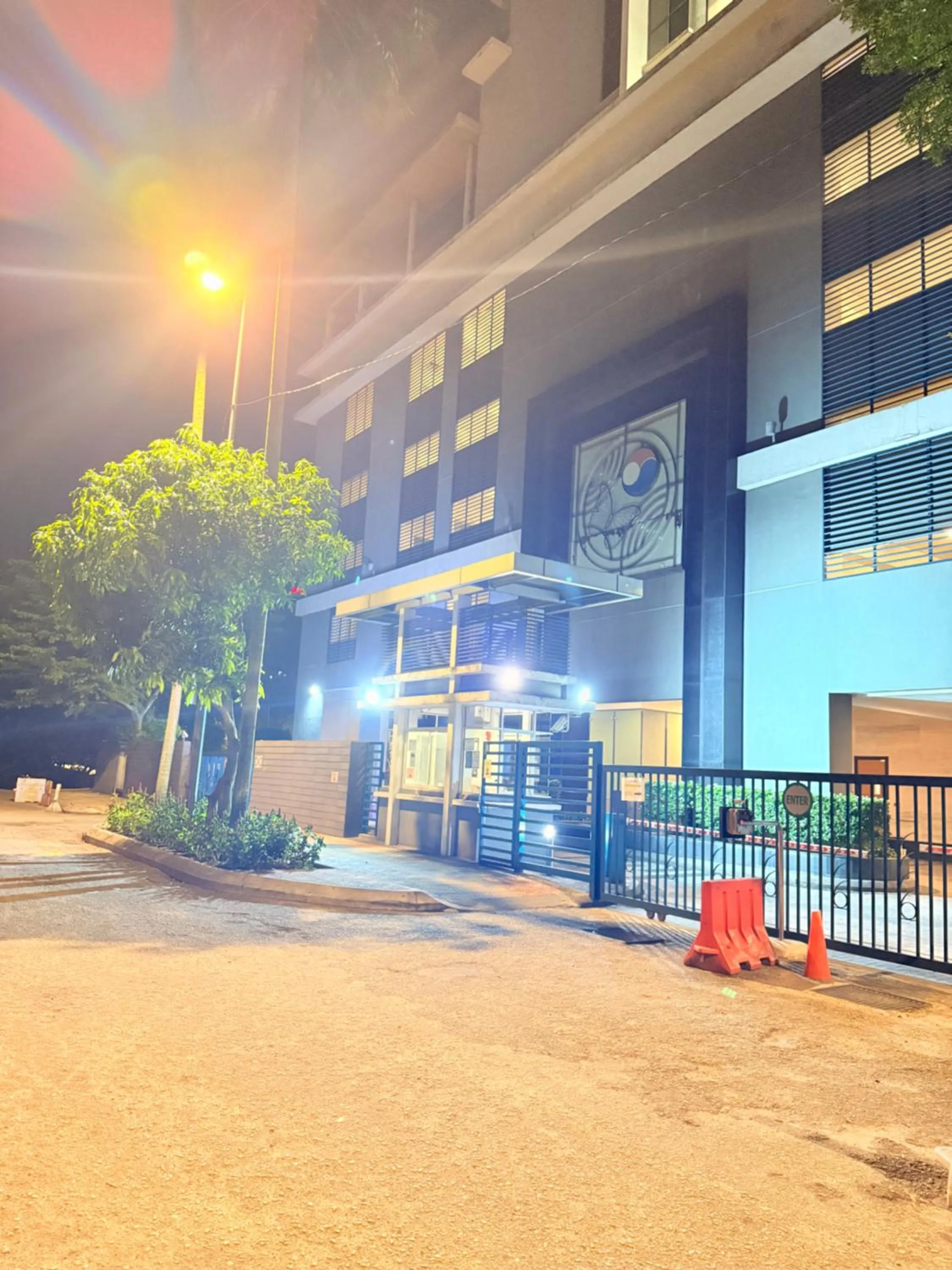 CozyHome Suites @ Casa Residency