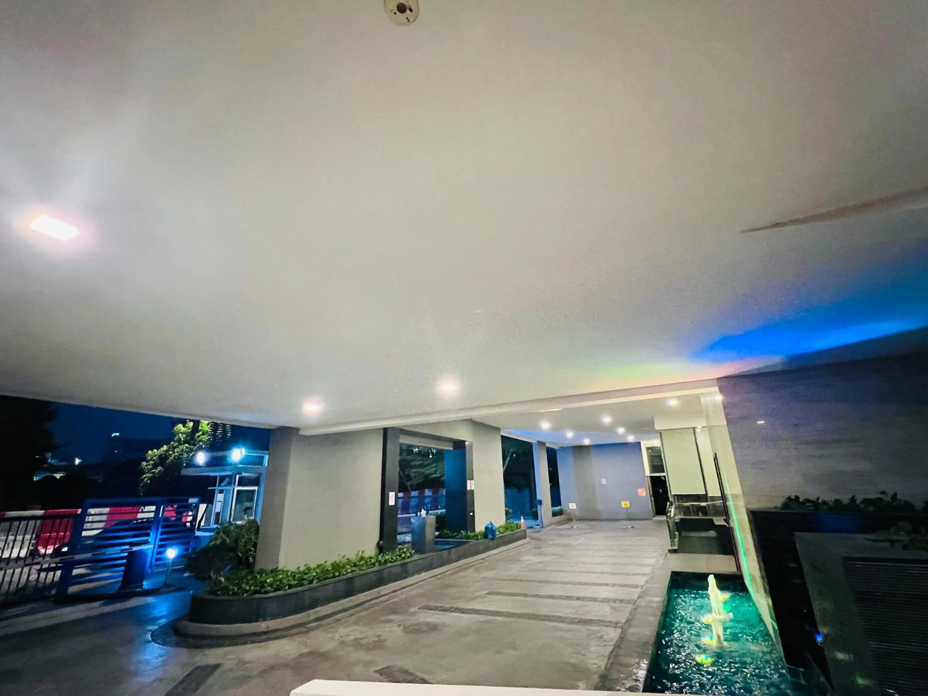 CozyHome Suites @ Casa Residency