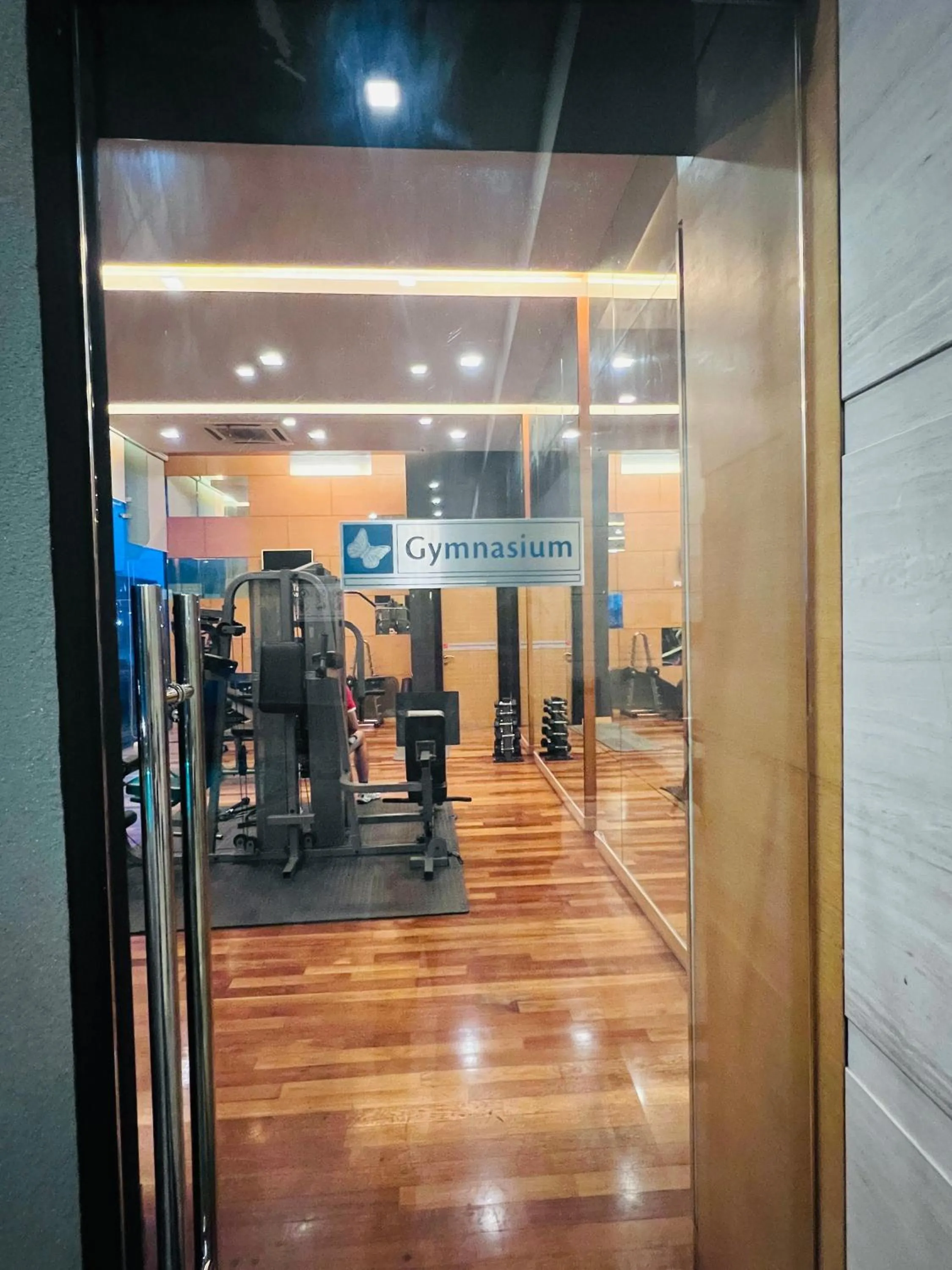 Fitness centre/facilities in CozyHome Suites @ Casa Residency