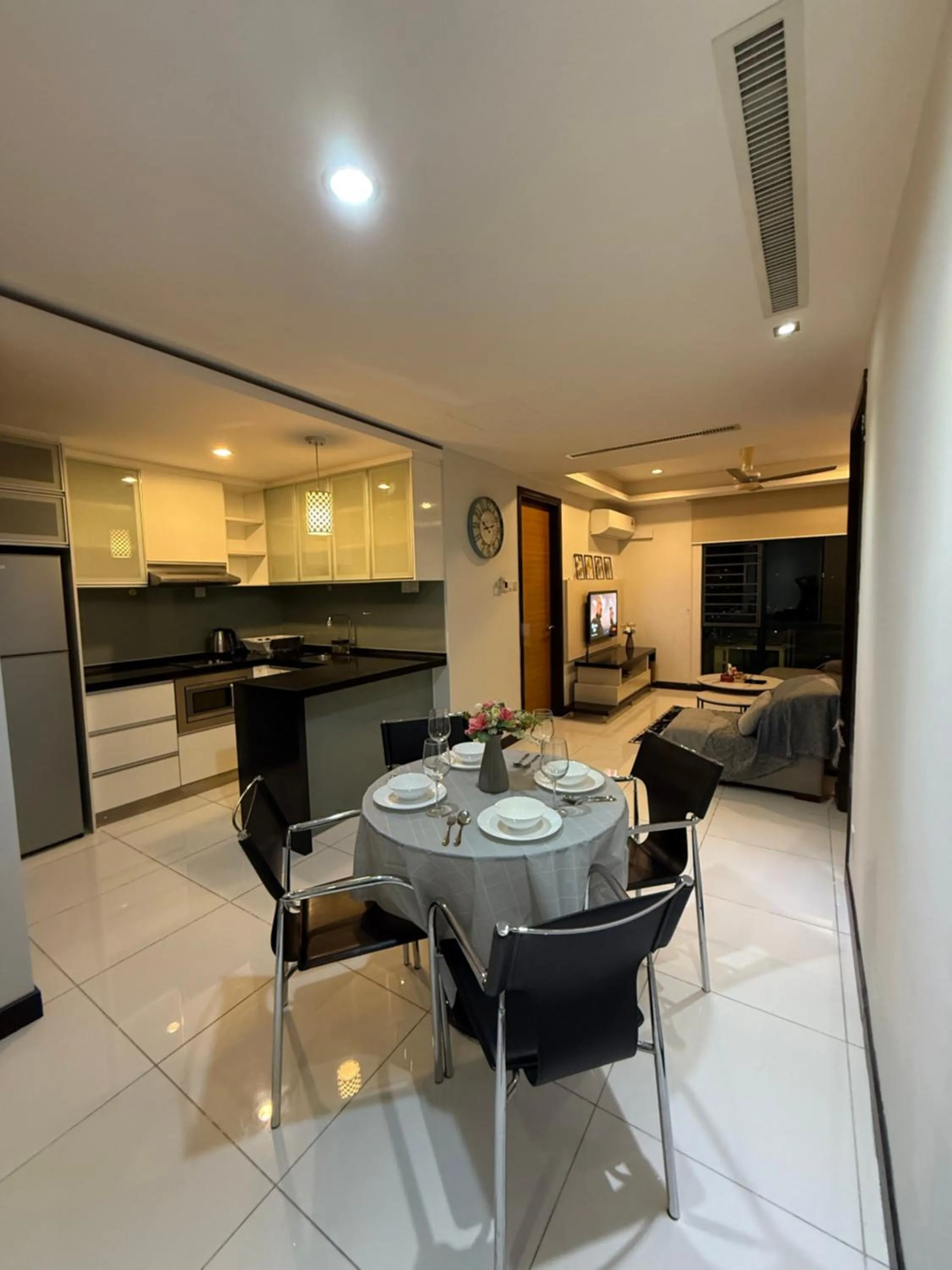 CozyHome Suites @ Casa Residency