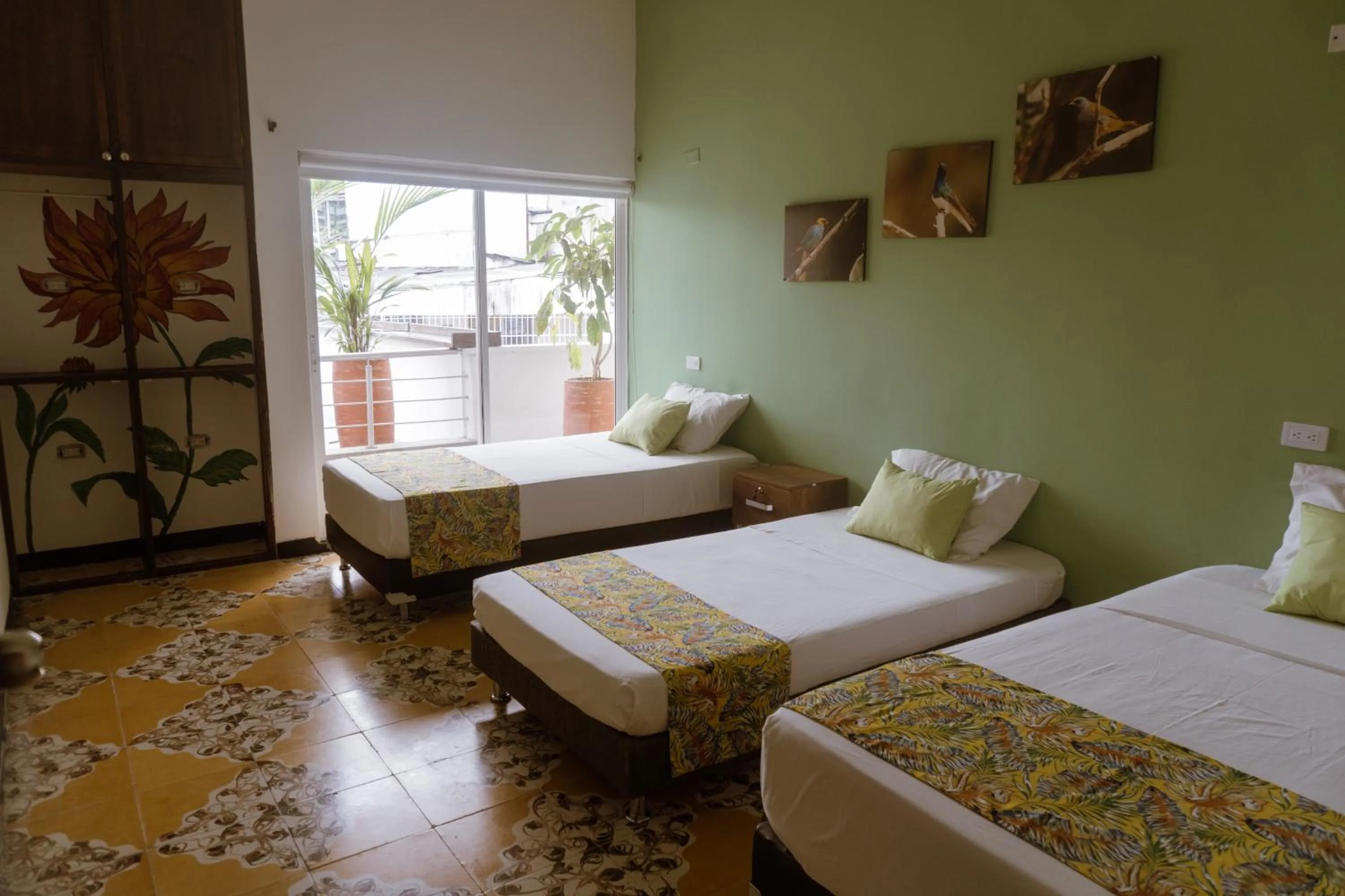 Bed in Tuki Hostel & Lounge