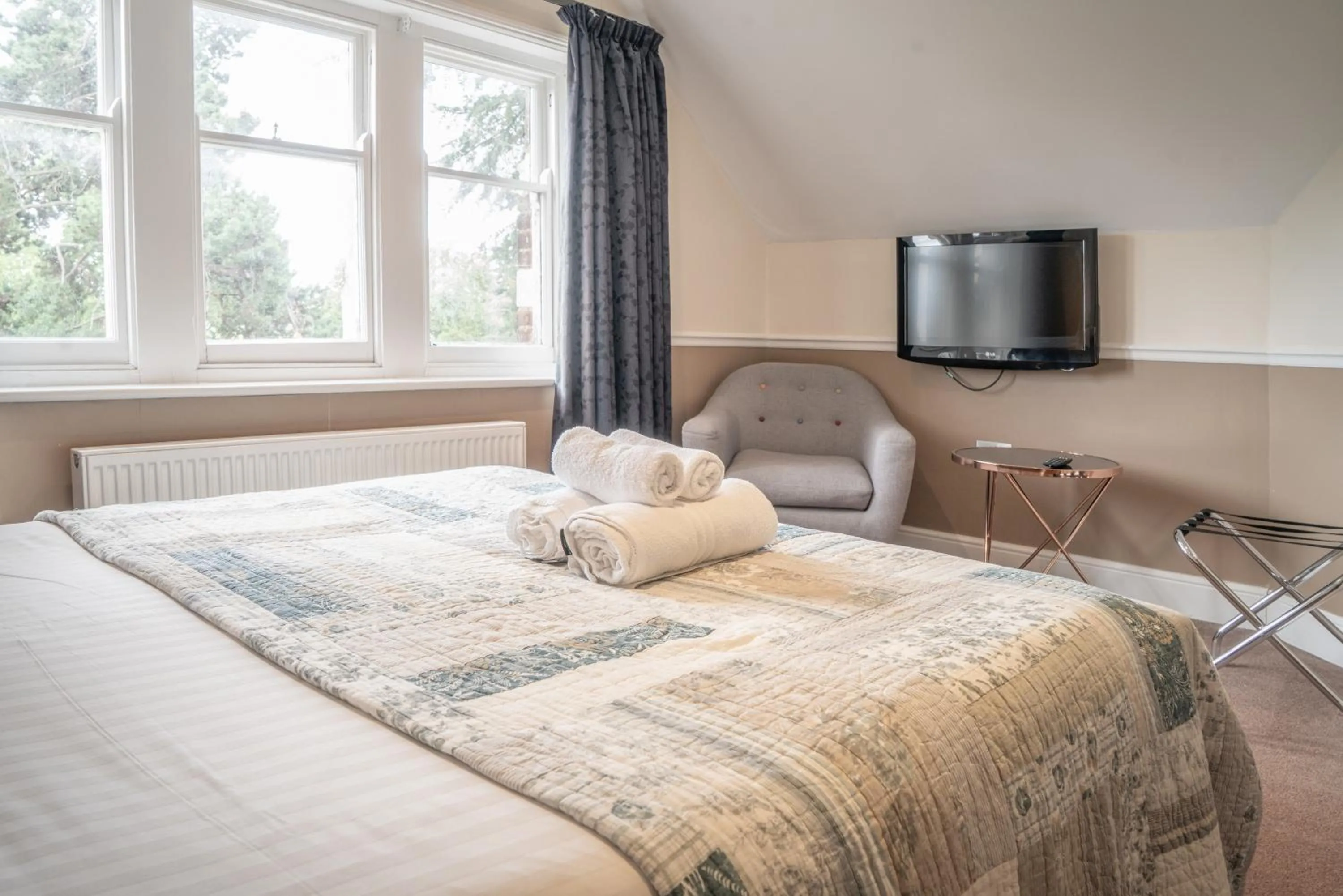 Bed in 100 Banbury Road Oxford - formerly Parklands