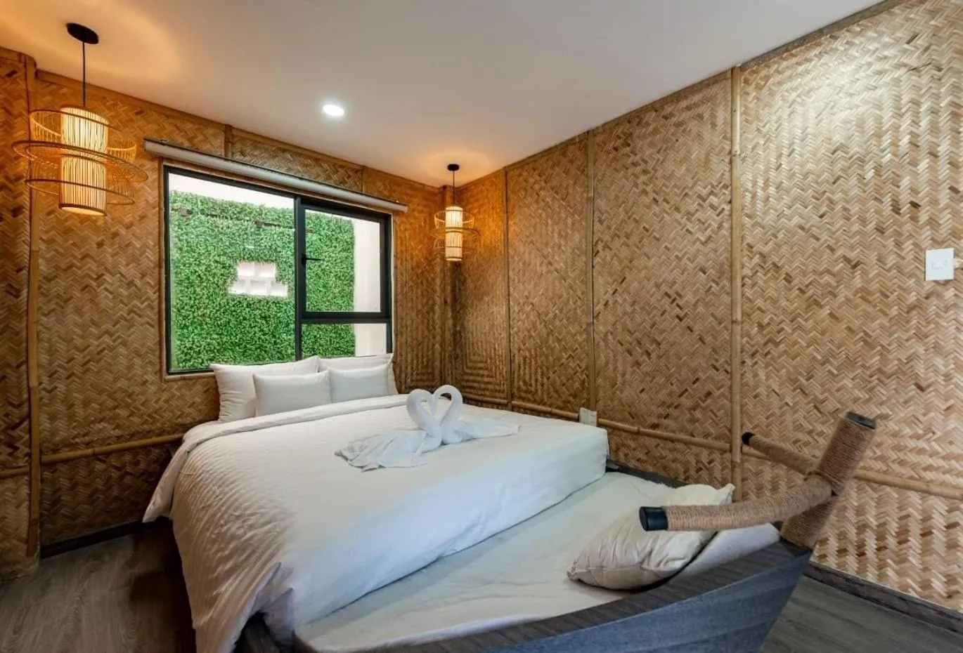 Bed in Language Exchange Hotel 3