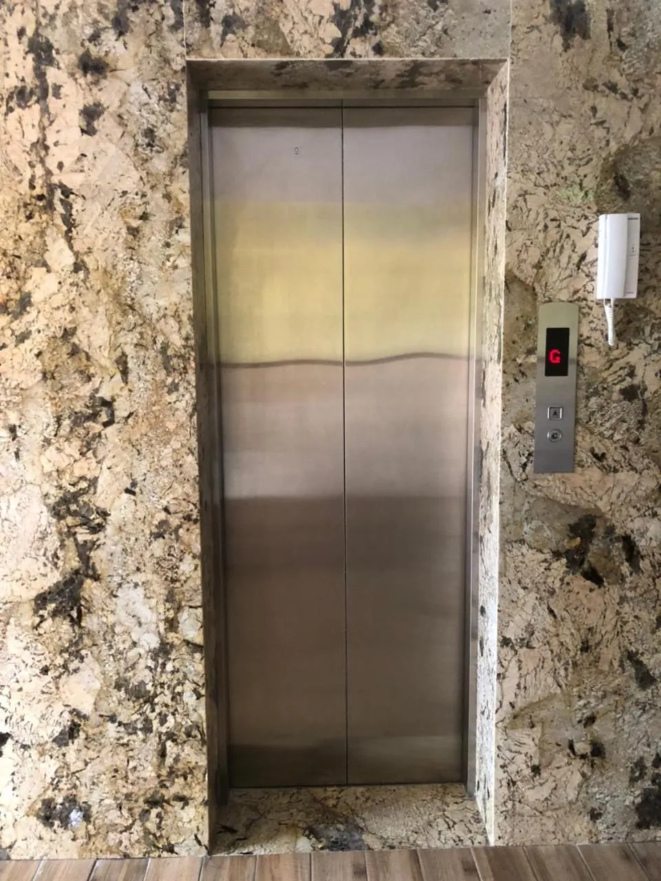 elevator in Sea Star Hotel