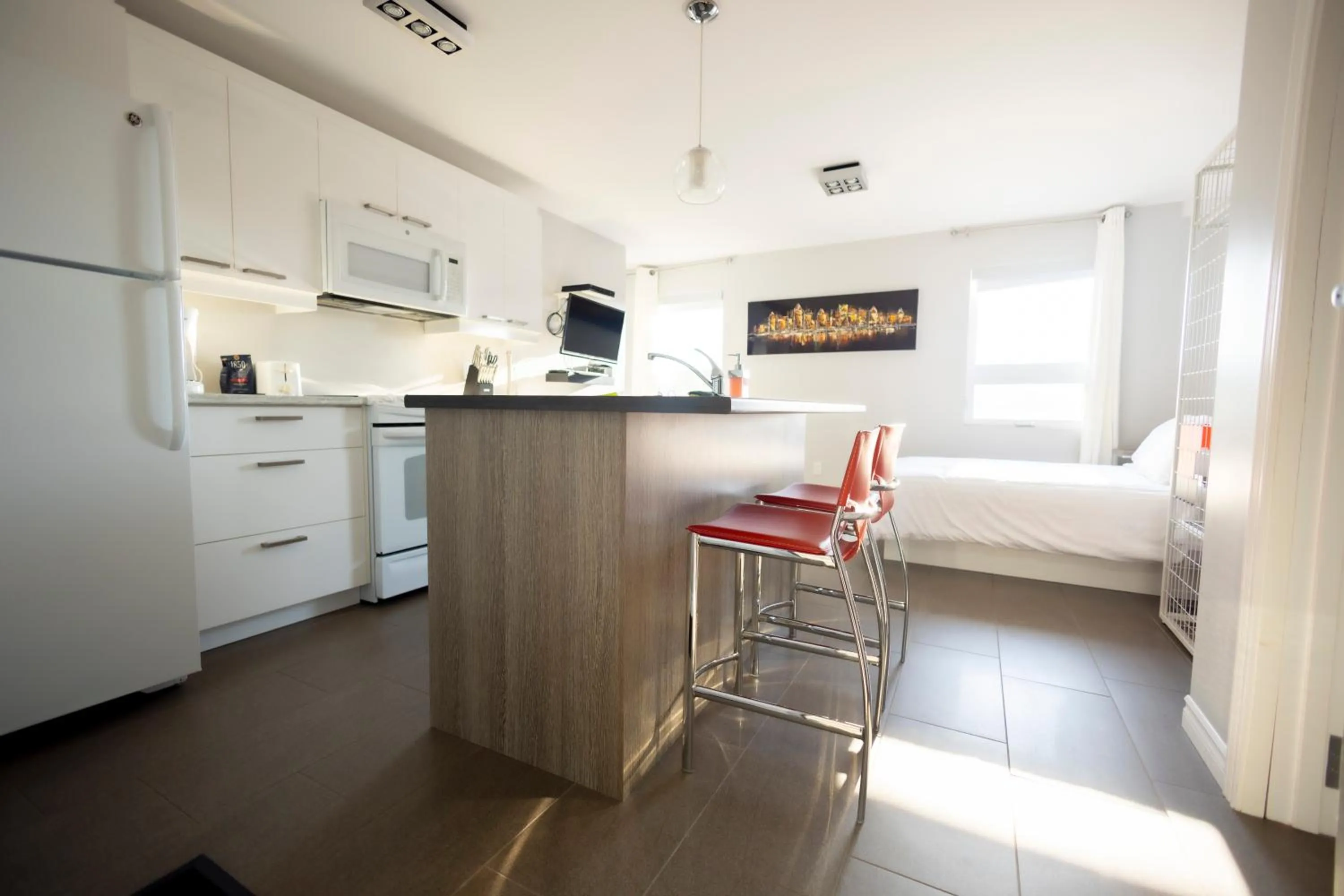 Photo of the whole room, Bed in Le Chic-Urbain