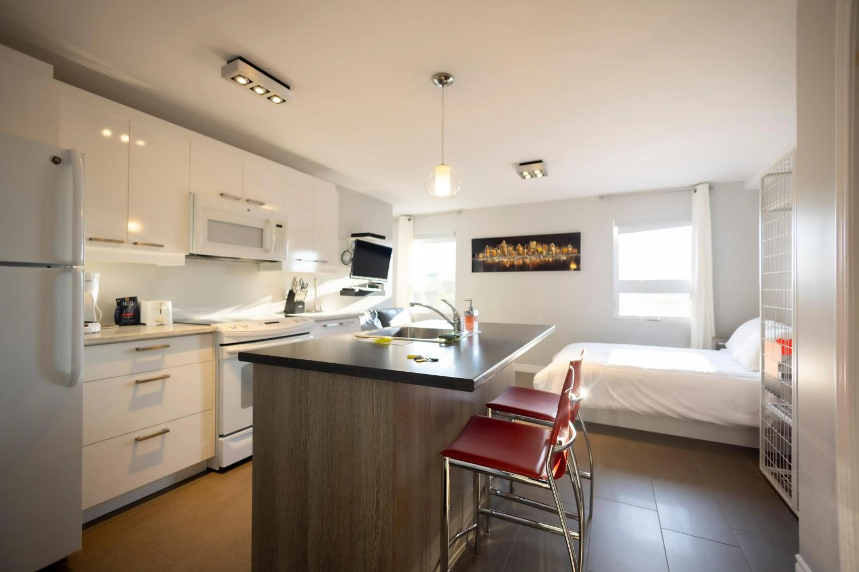 Photo of the whole room, Bed in Le Chic-Urbain