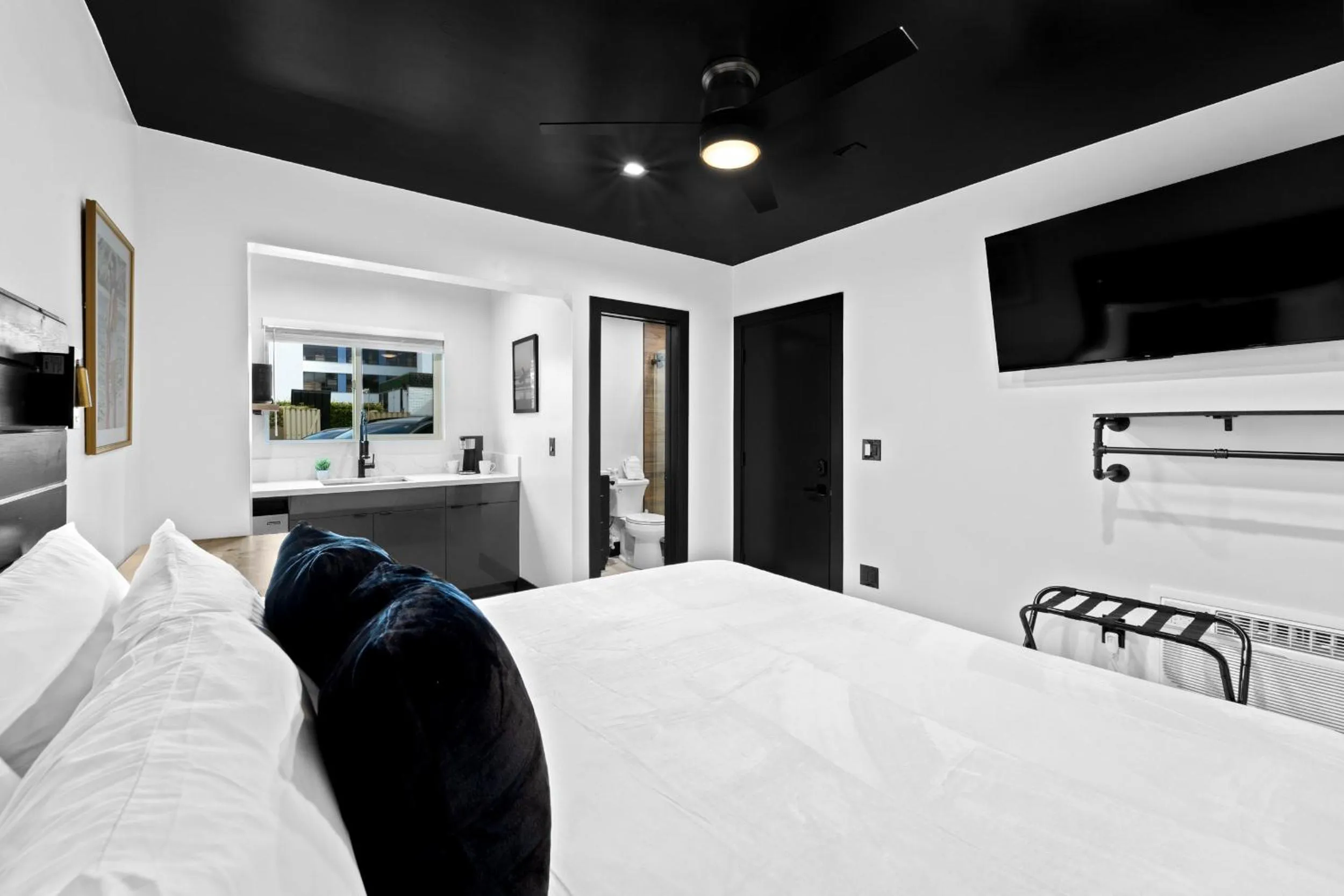 Balboa Park Hotel in Downtown Little Italy