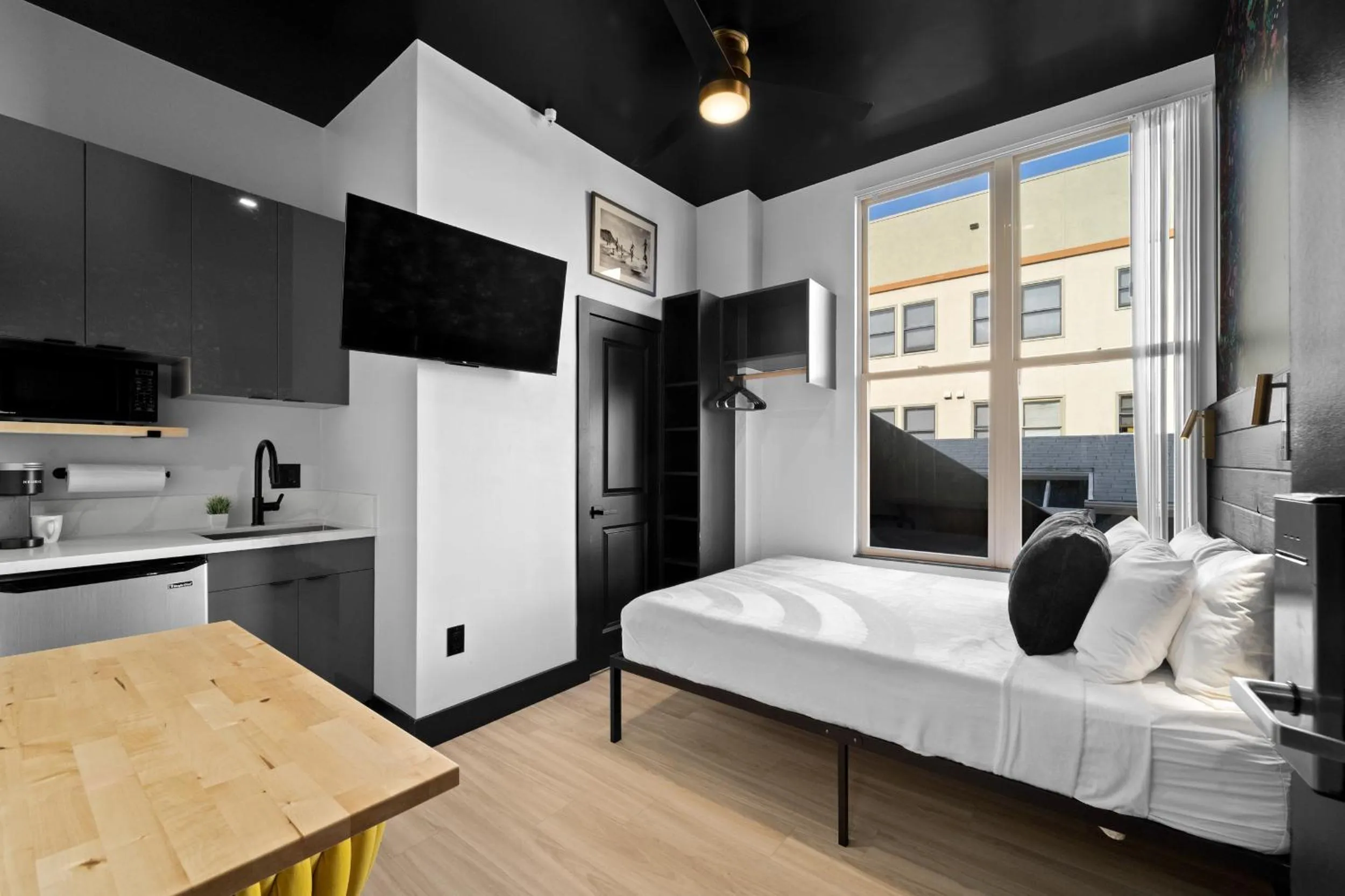 Balboa Park Hotel in Downtown Little Italy