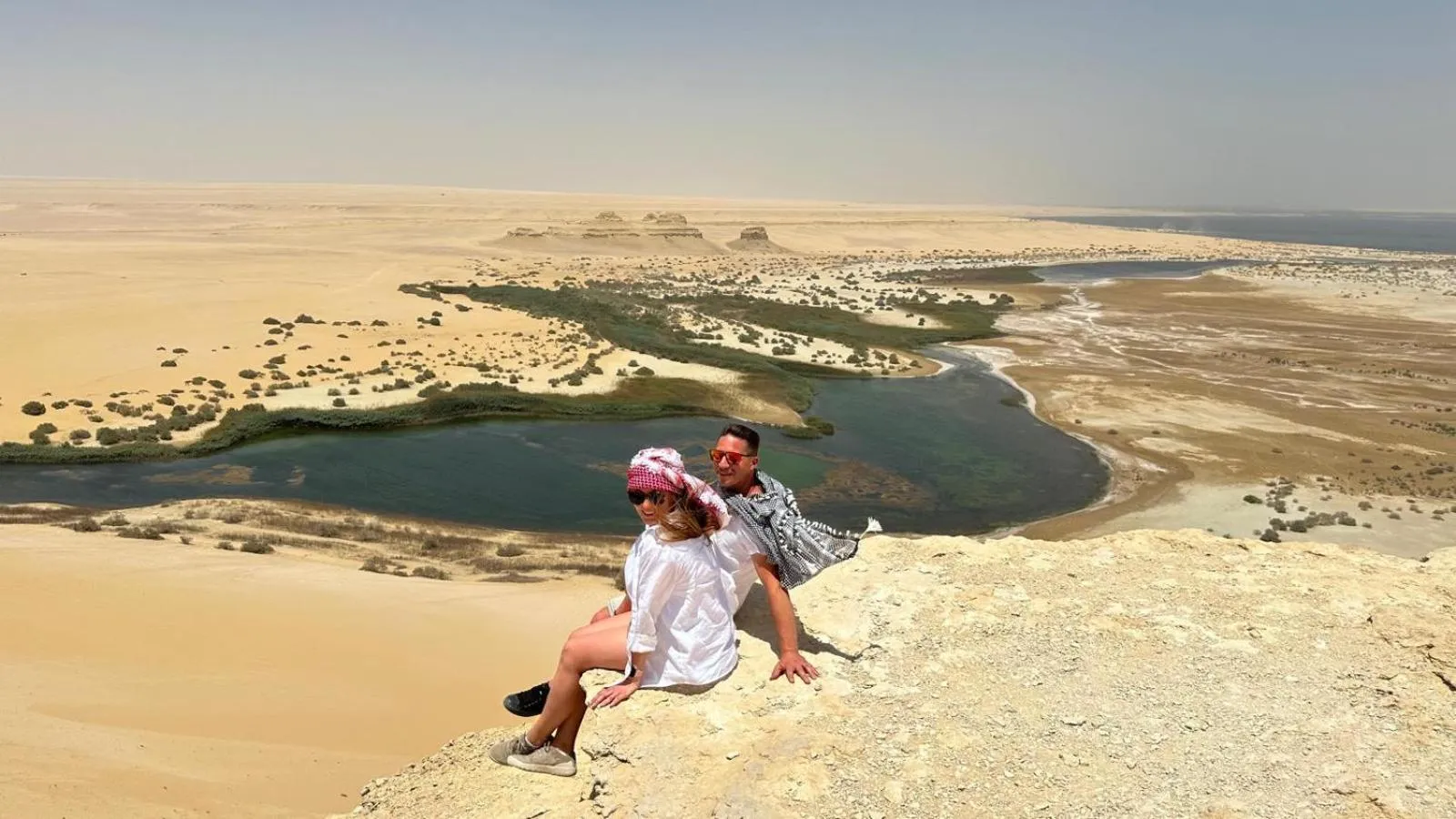 Day in Eagles Pyramids View