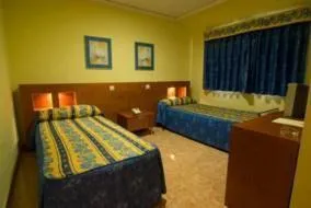 Photo of the whole room, Bed in Hotel Rioja