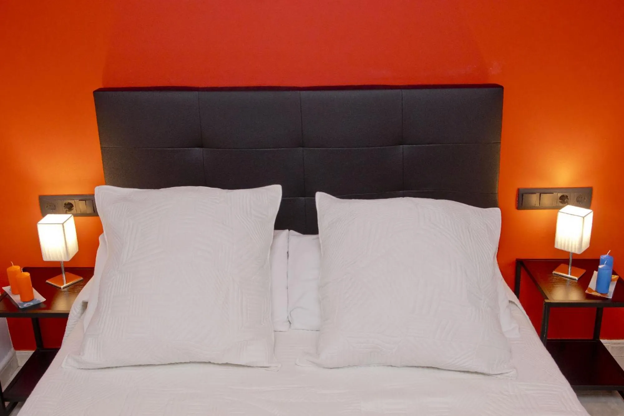 Bed in Barcelona City Centre Hostal