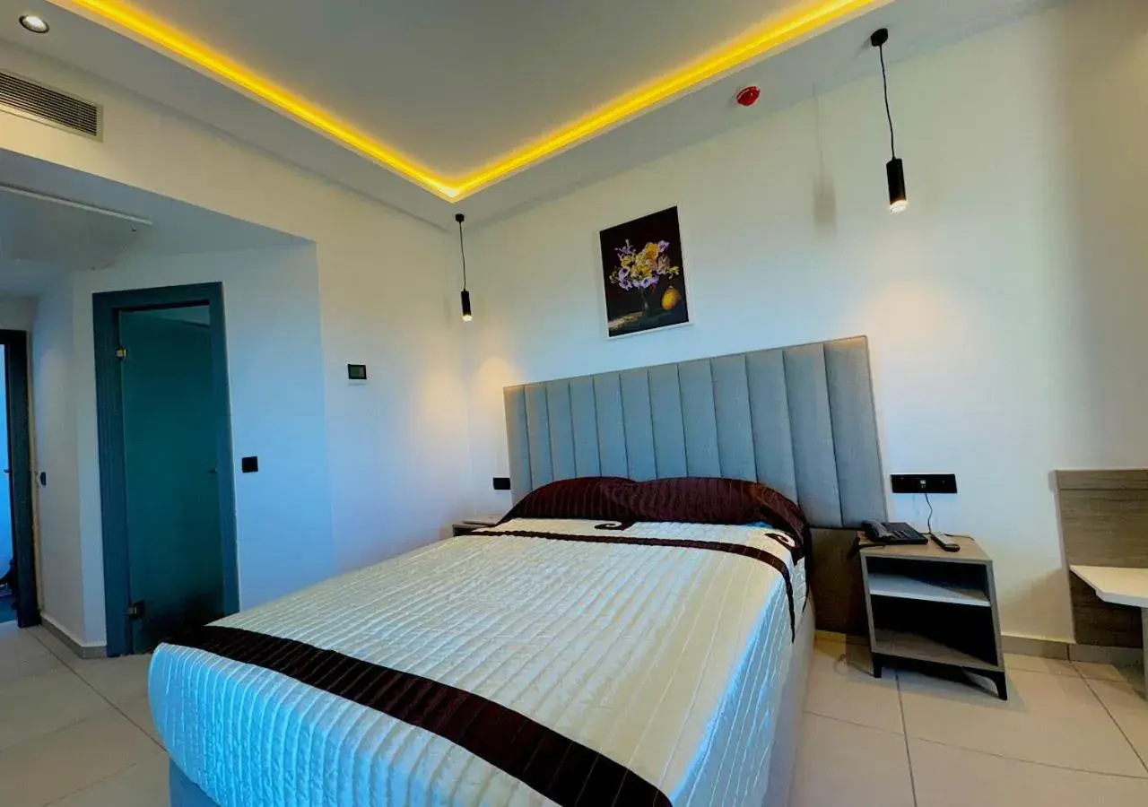 Double Room with Balcony and Sea View in Hôtel Fnideq Senator Double Room with Balcony and Sea View in Hôtel Fnideq Senator