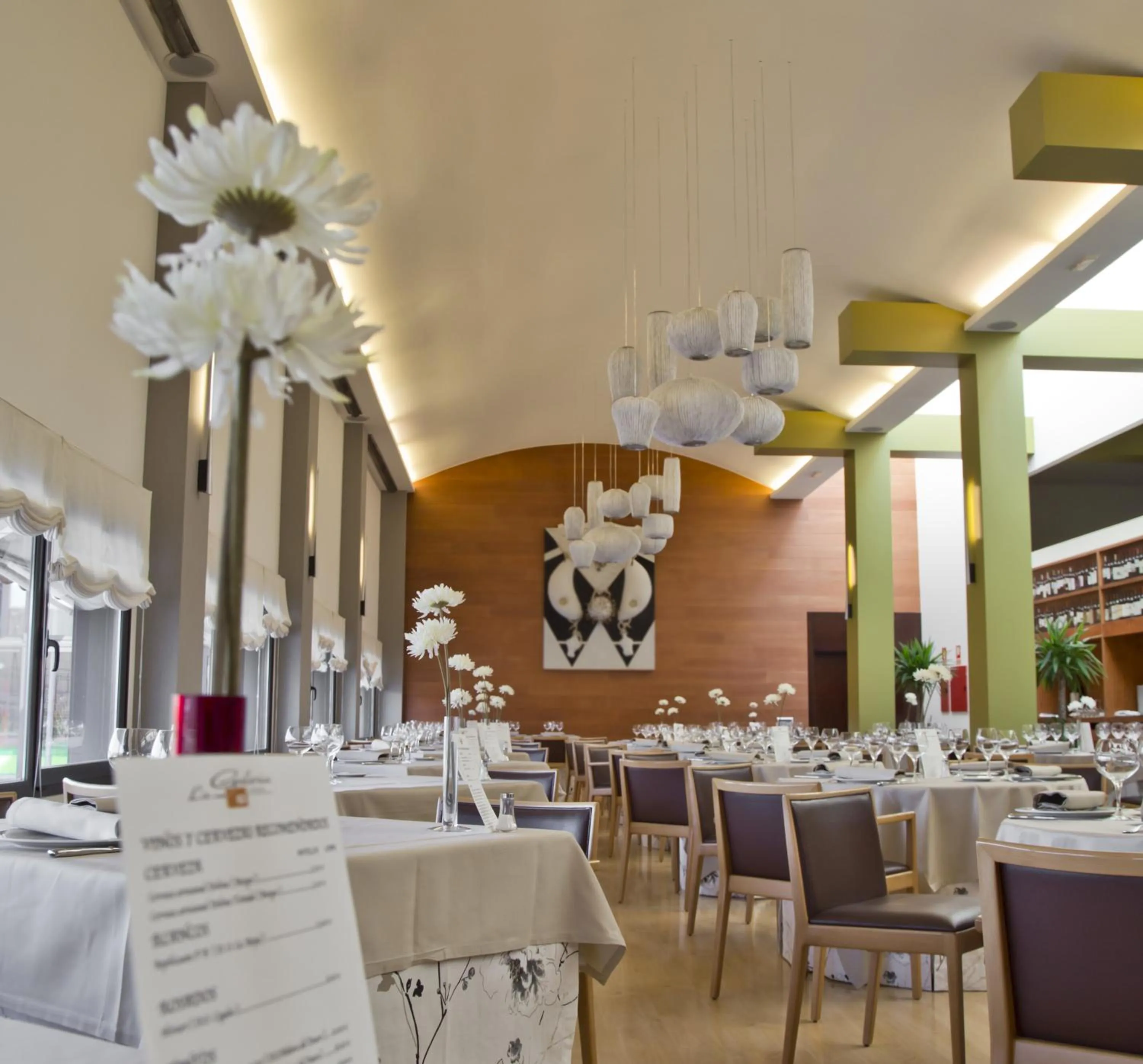 Restaurant/places to eat in Hq La Galeria