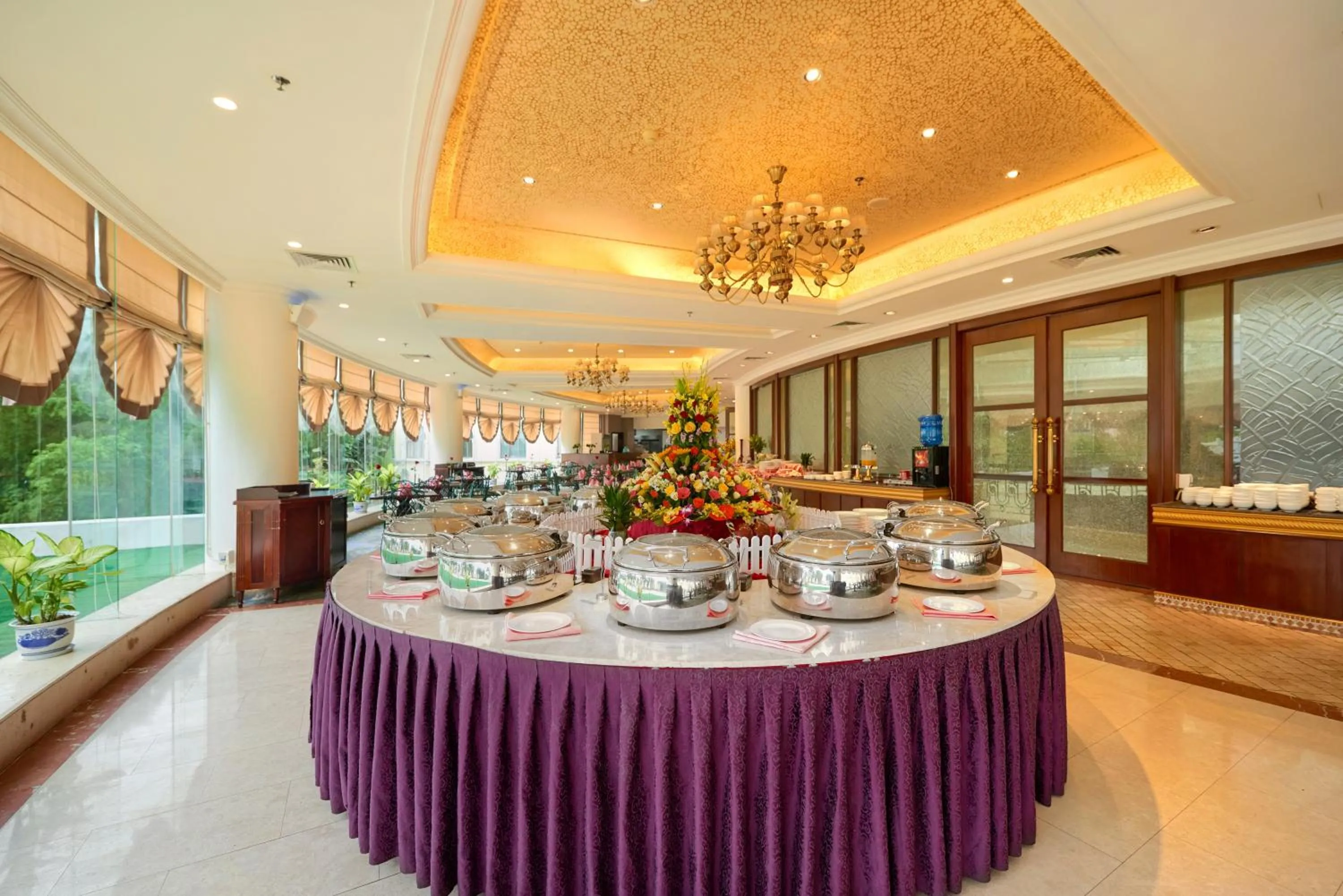 Restaurant/places to eat in Khách sạn Quốc tế Lợi Lai - Li Lai International Hotel