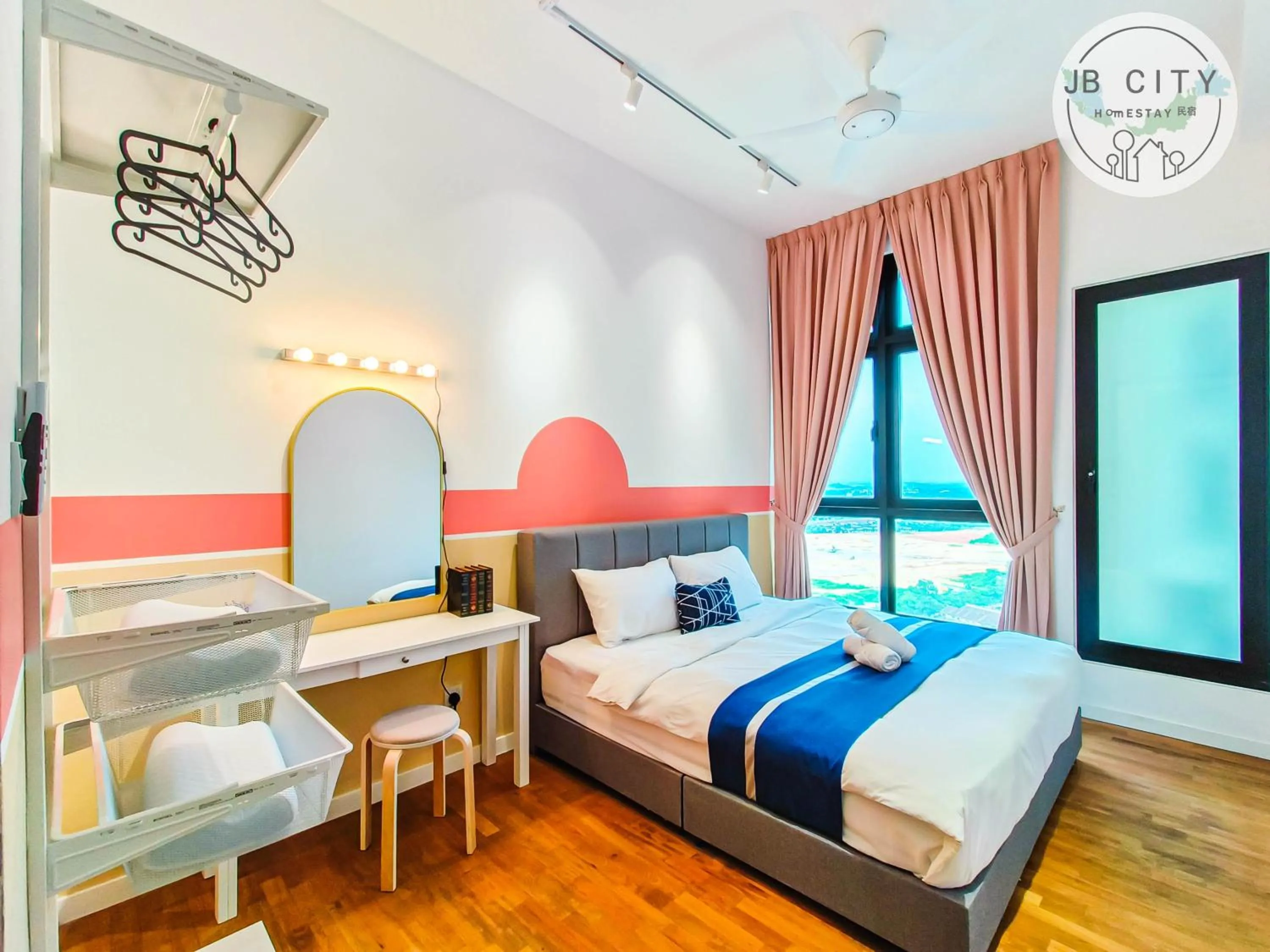 Bed in Paradigm Residence by RR JBcity