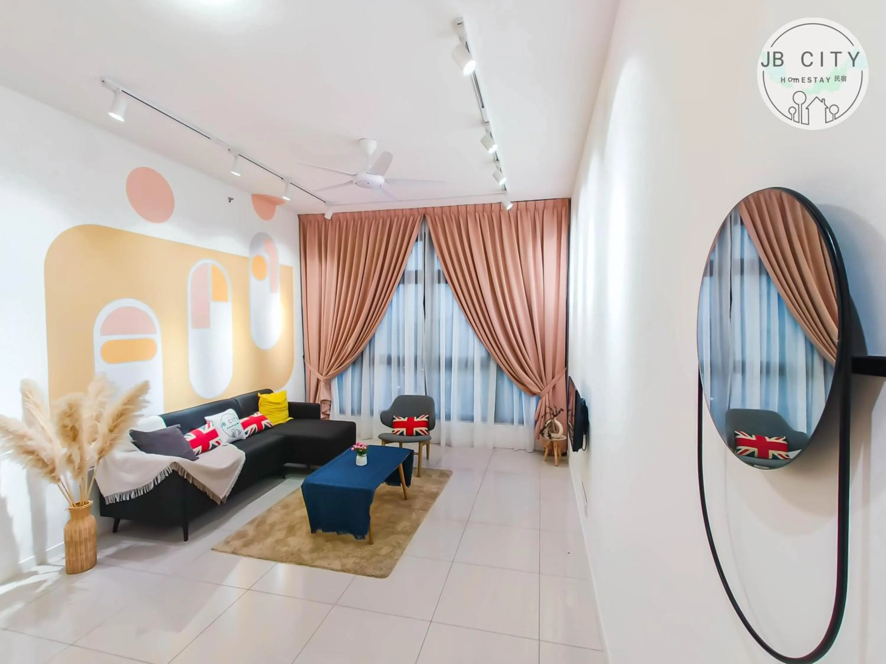 TV and multimedia in Paradigm Residence by RR JBcity