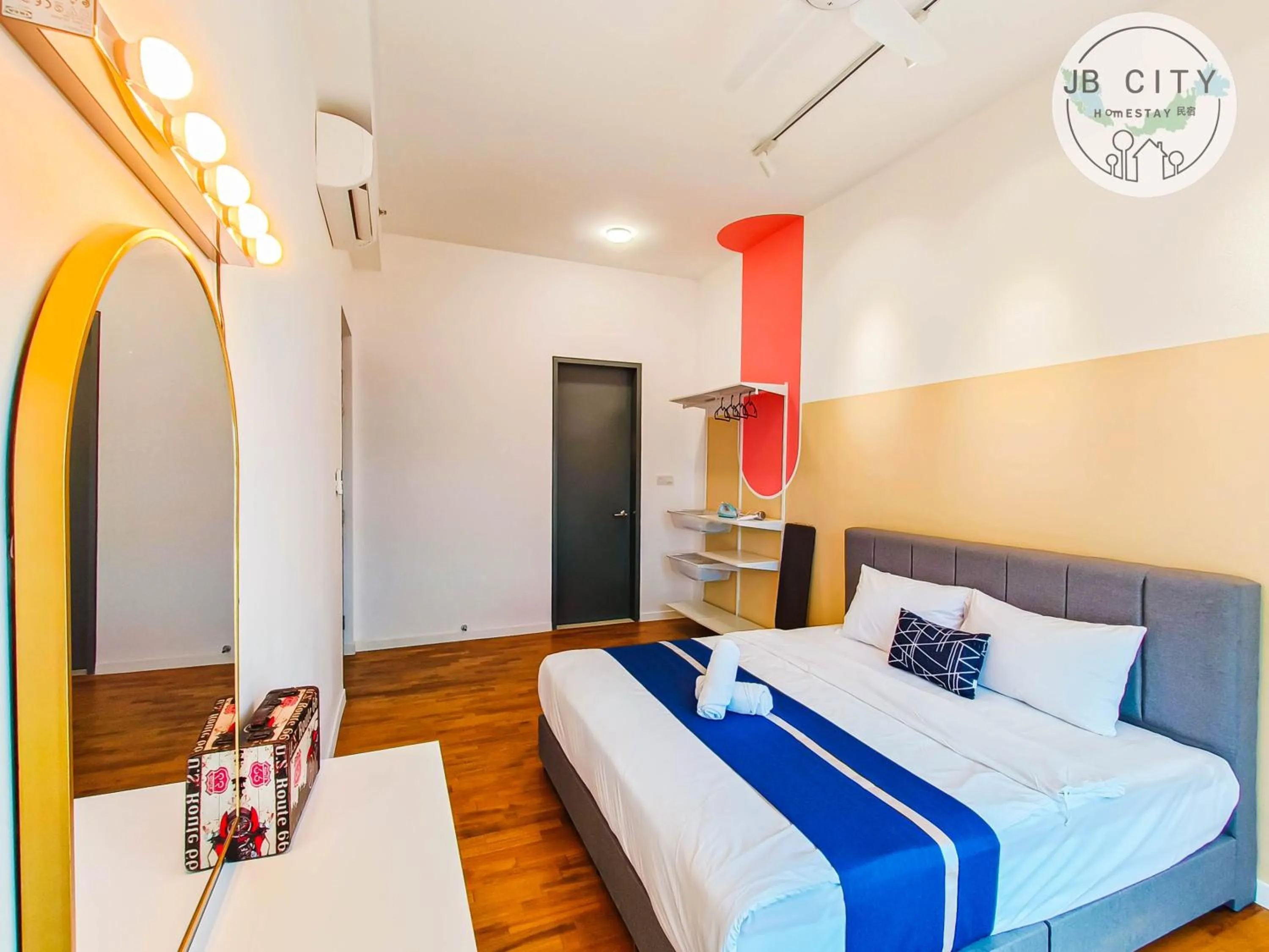 Bed in Paradigm Residence by RR JBcity