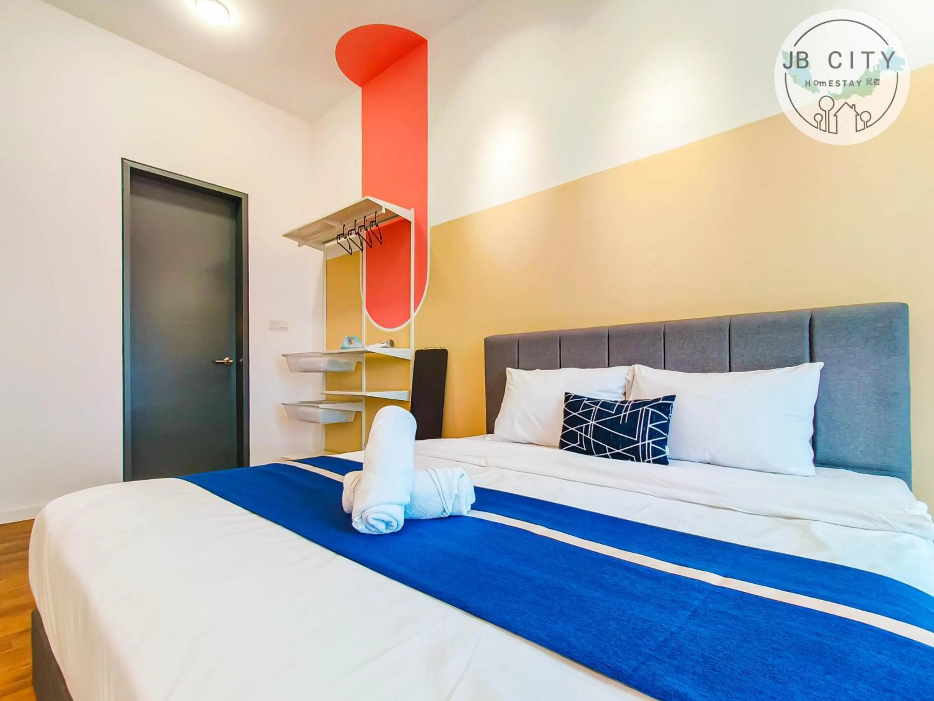 Bed in Paradigm Residence by RR JBcity