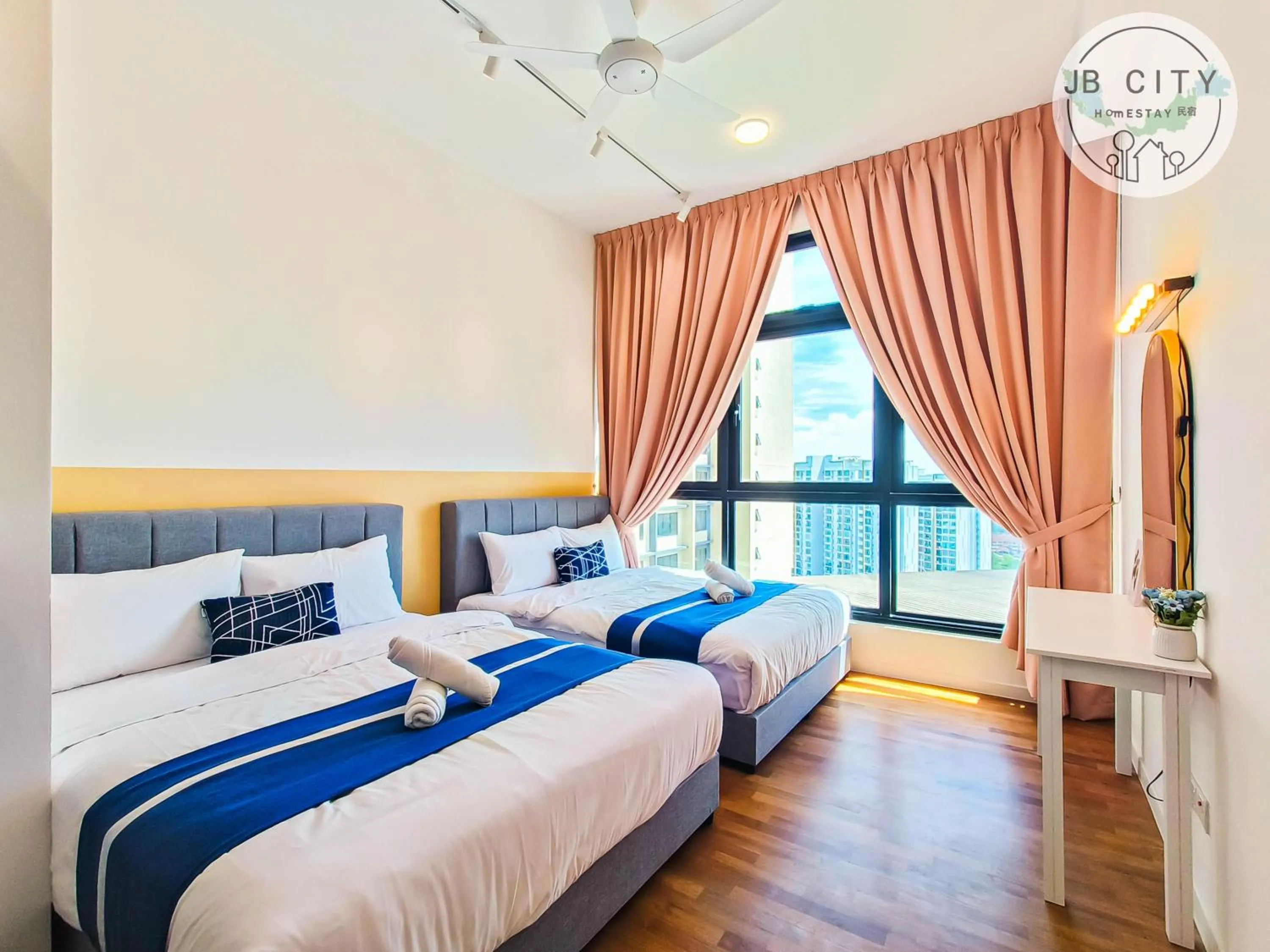 Bed in Paradigm Residence by RR JBcity