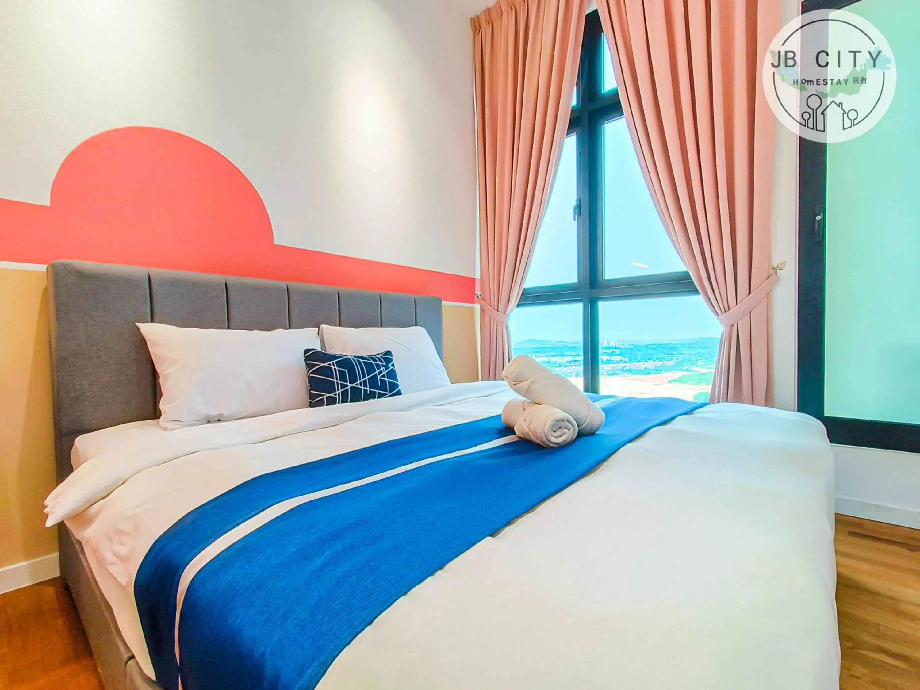 Bed in Paradigm Residence by RR JBcity