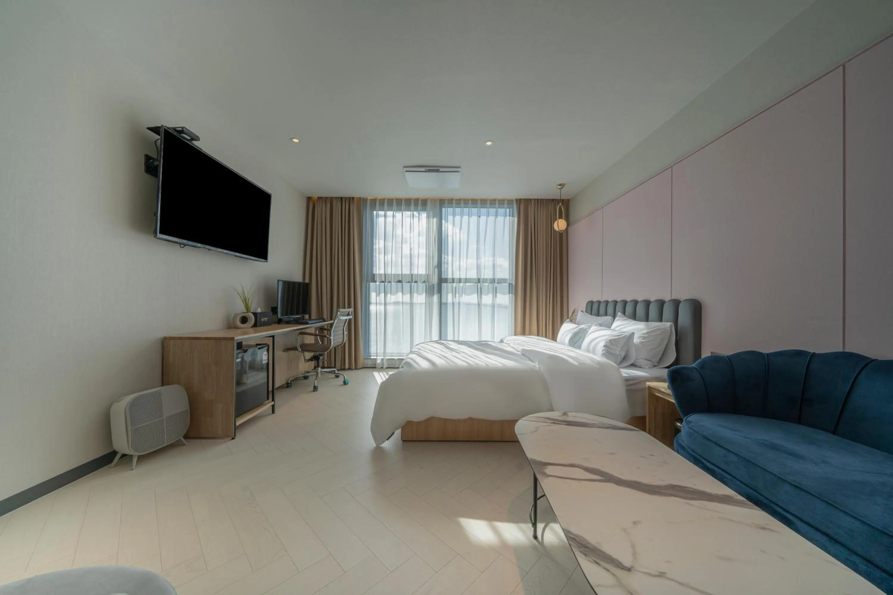 TV and multimedia, Bed in Brown Dot Siheung Geobuksum