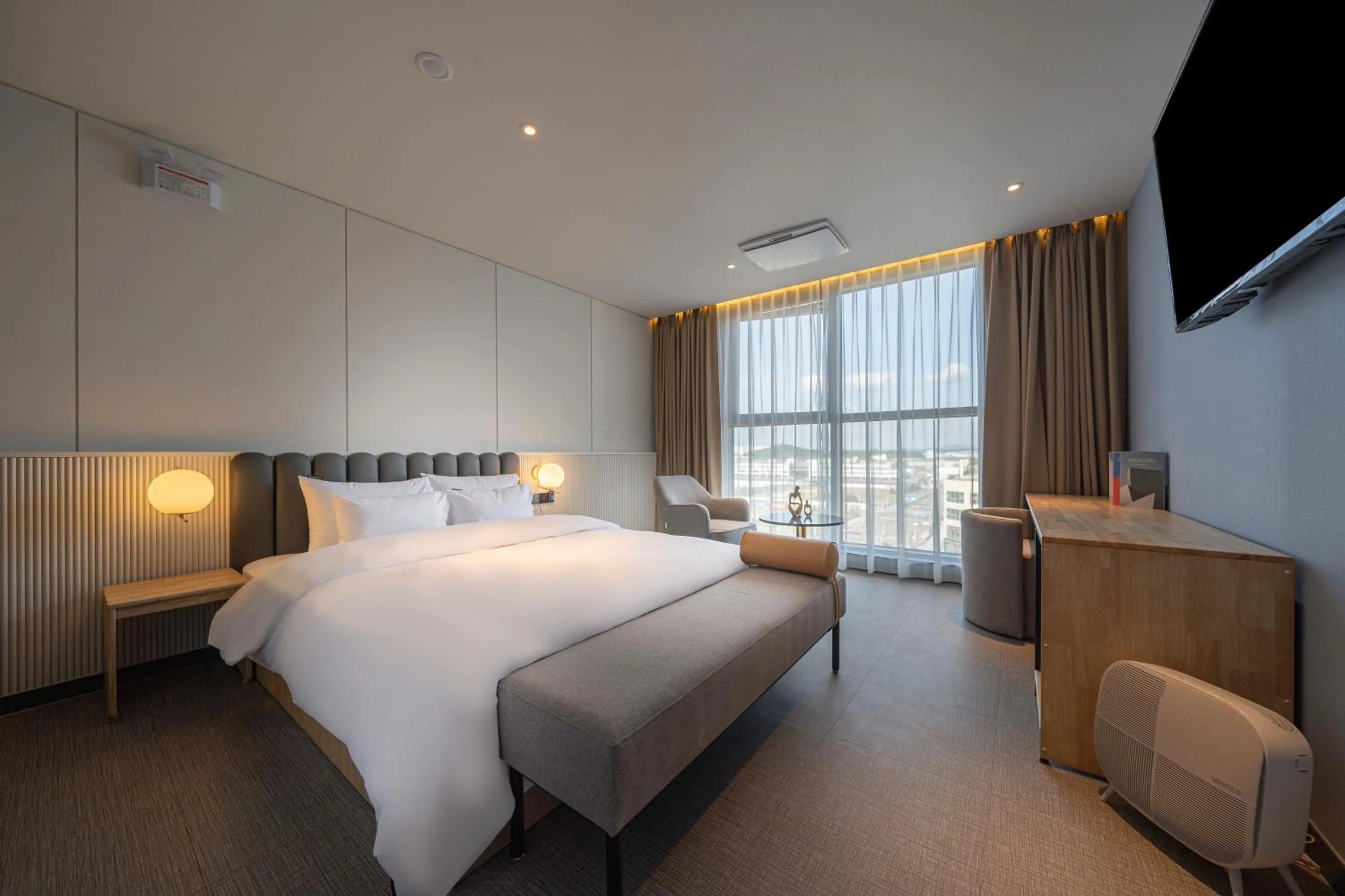 Bed in Brown Dot Siheung Geobuksum