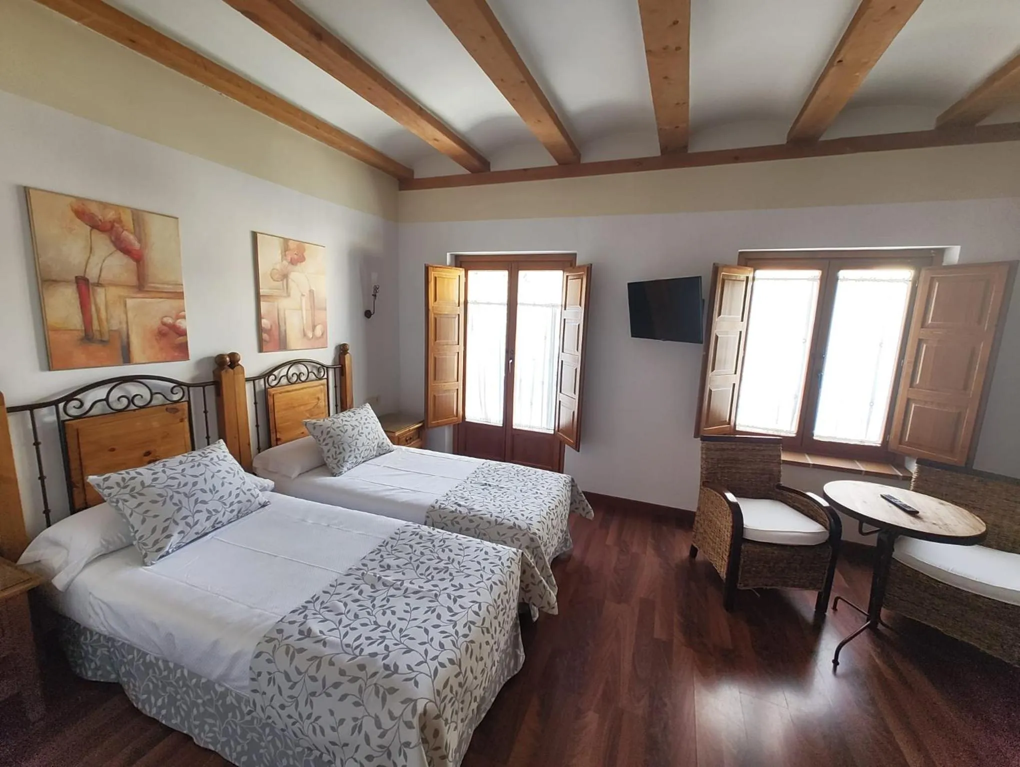 Bed in HOTEL EL RASTRO - Palacio Duque de Tamames -