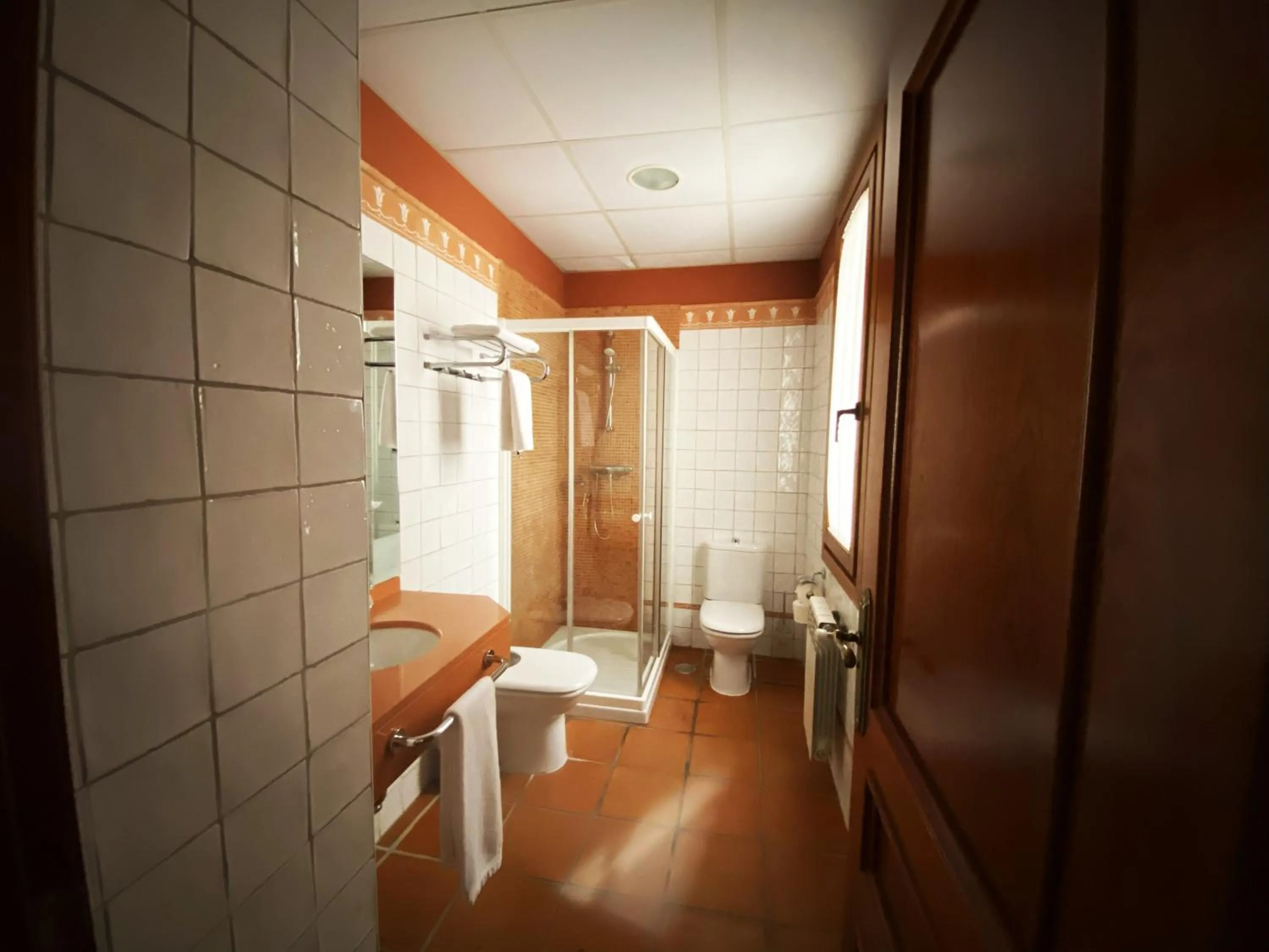Bathroom in HOTEL EL RASTRO - Palacio Duque de Tamames -
