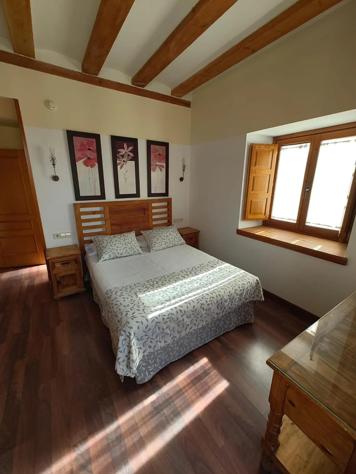 Bed in HOTEL EL RASTRO - Palacio Duque de Tamames -