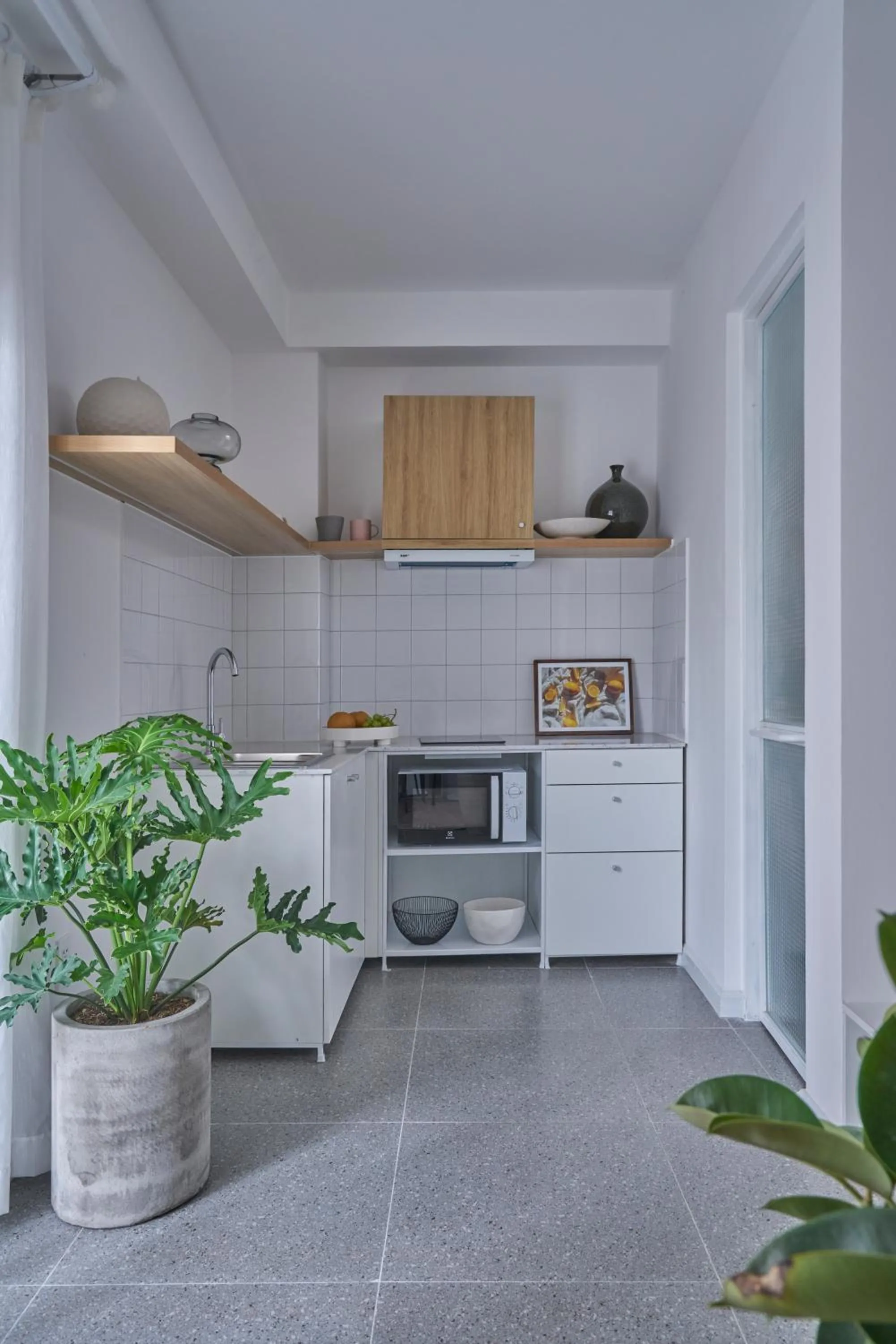 stove in M Village Living Lê Văn Sỹ