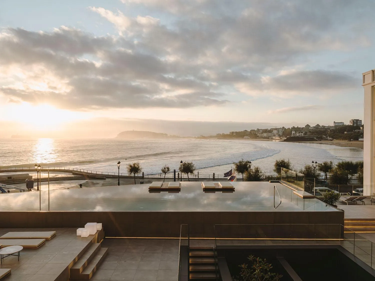 Swimming pool in Hotel Chiqui