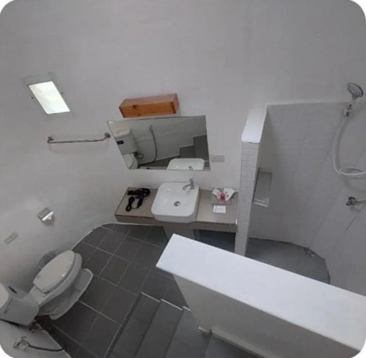 Bathroom in White house bailan resort