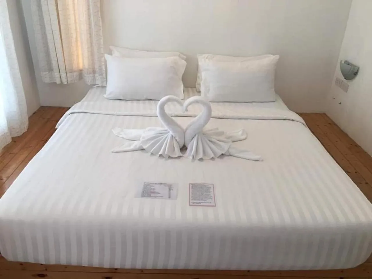 Bedroom, Bed in White house bailan resort