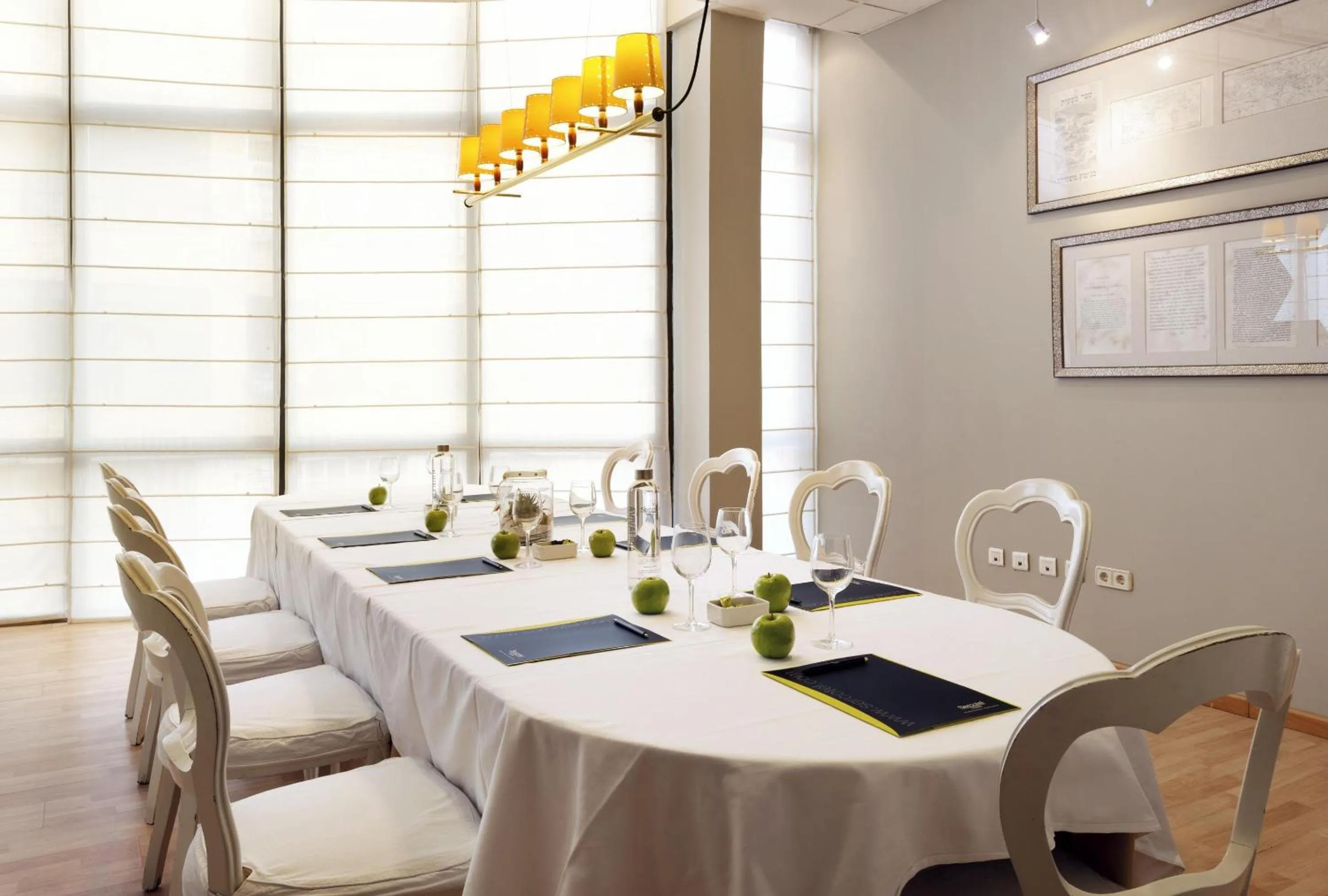 Meeting/conference room in Hotel Sercotel Tudela Bardenas