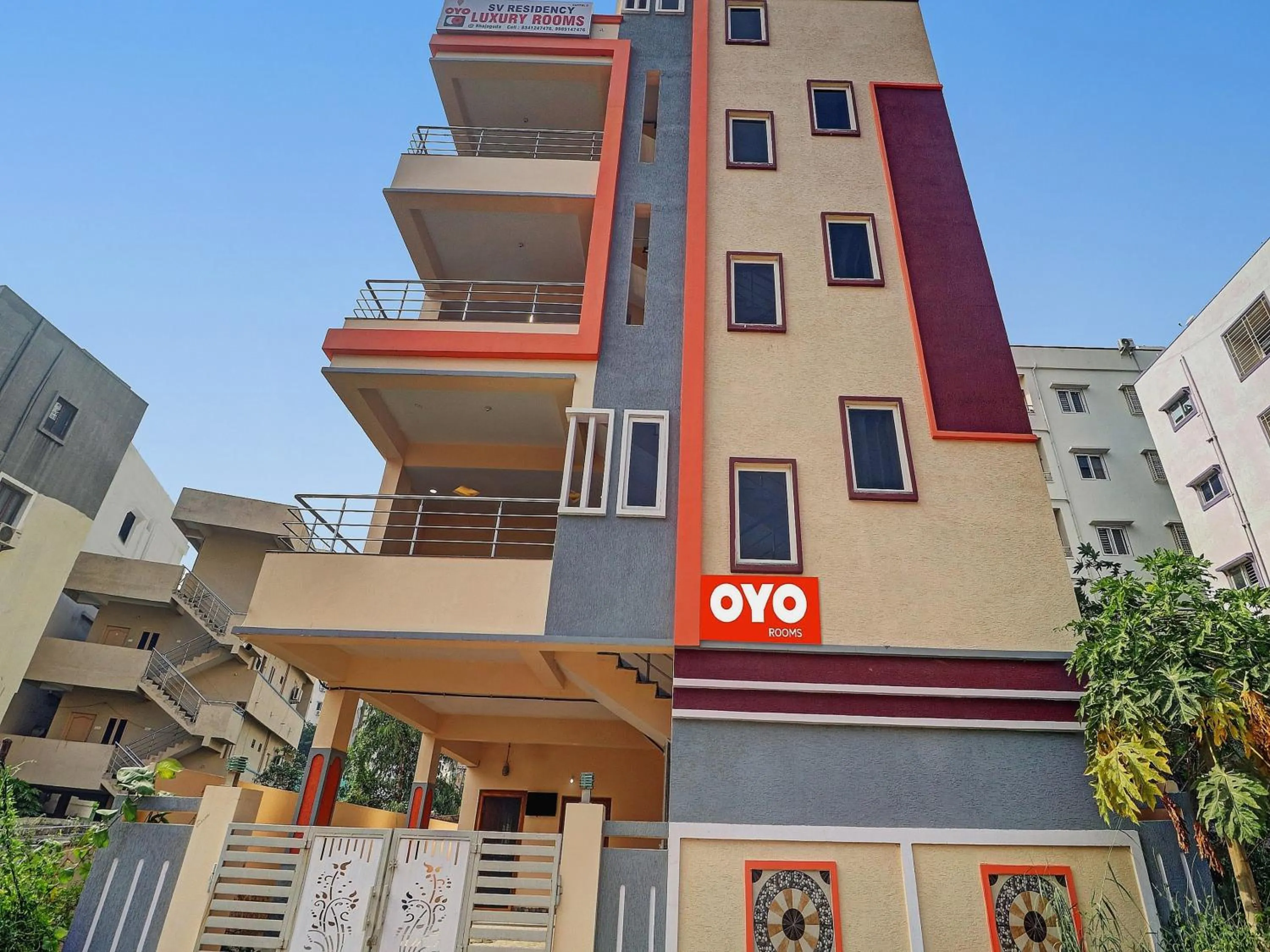 Facade/entrance in Hotel O S V Residency Kajaguda Near Gachibowli