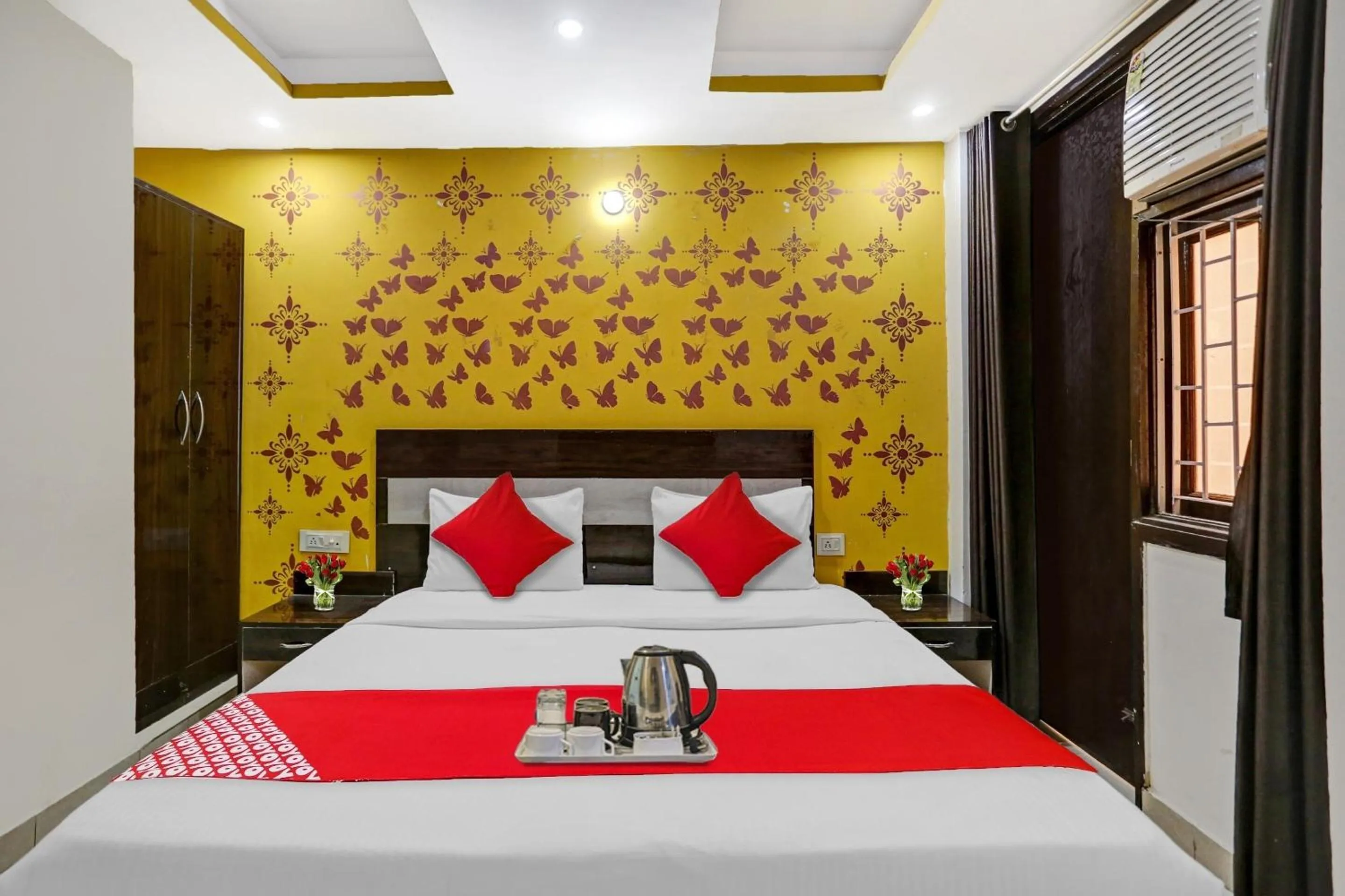 Lobby or reception, Bed in Hotel O Hotel Blue Orchid